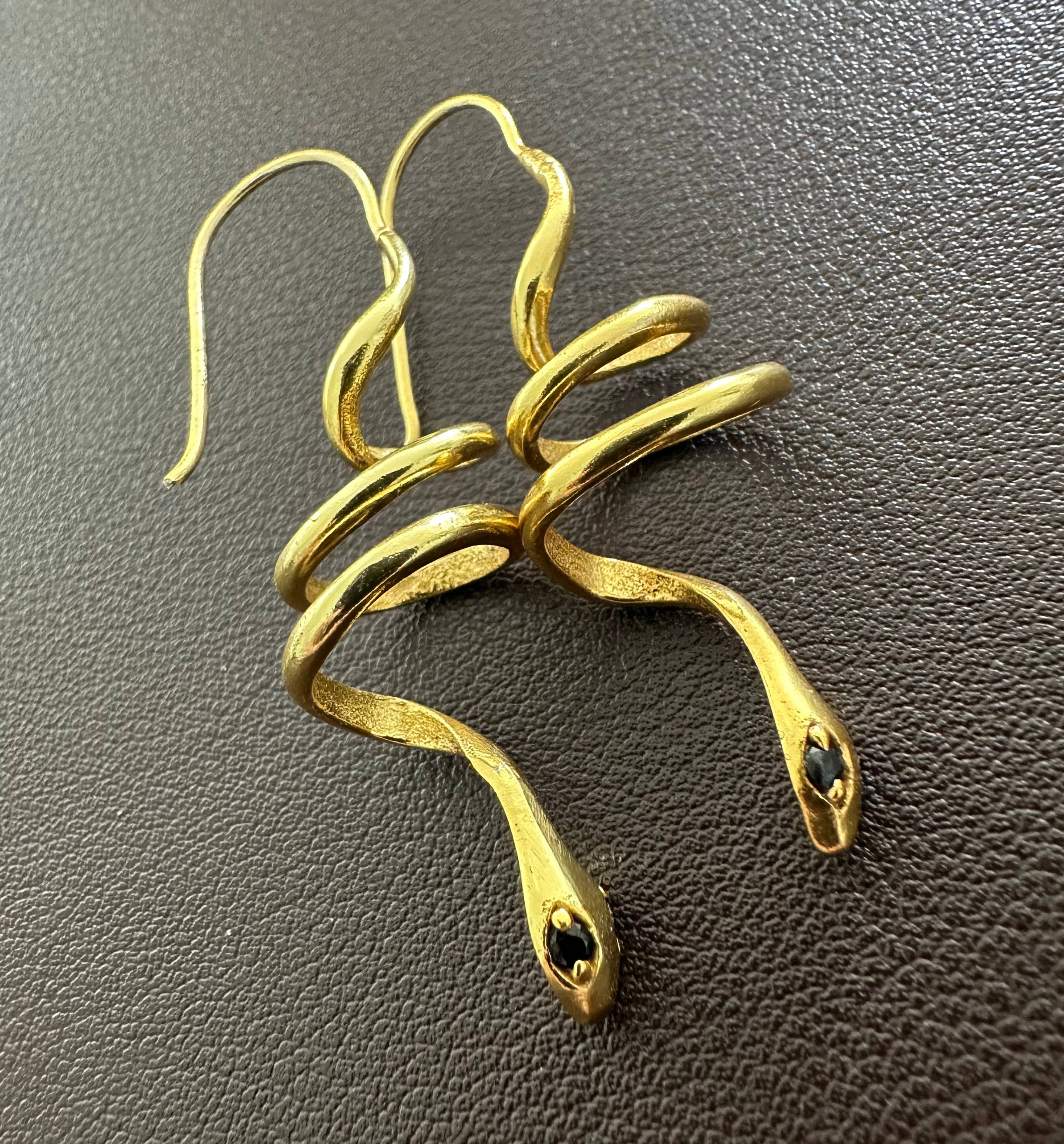 Black Zircon Eyes | Gold Snake Hoop Earrings