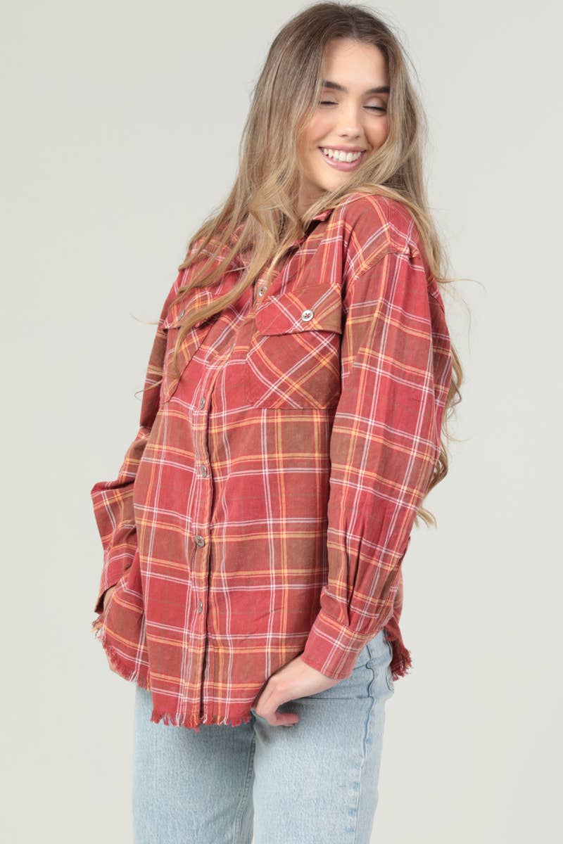PLAID BUTTON UP SHIRT