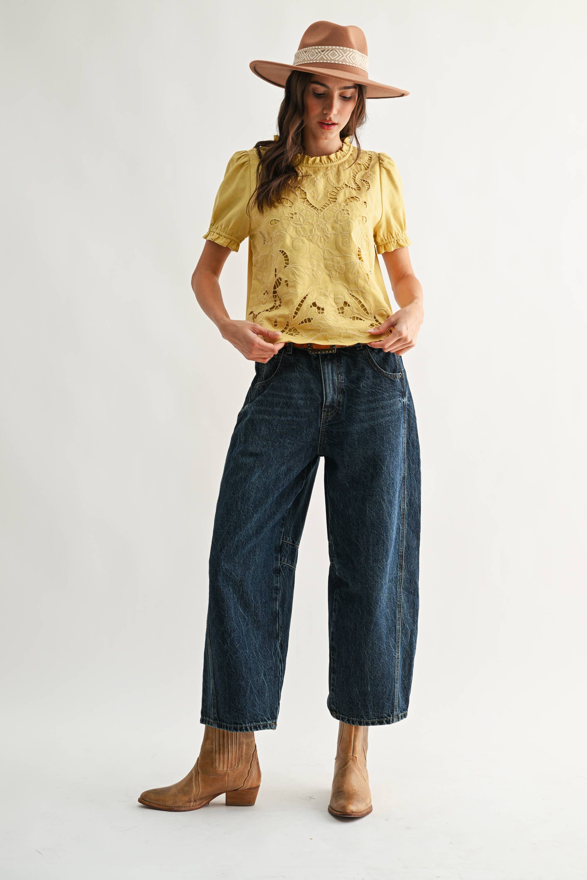 Embroidered Short Sleeve Blouse