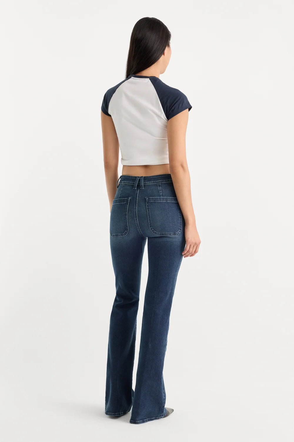 Soft Tech Welt Pocket Good Legs Flare Lyrical - Jeans by Good American
