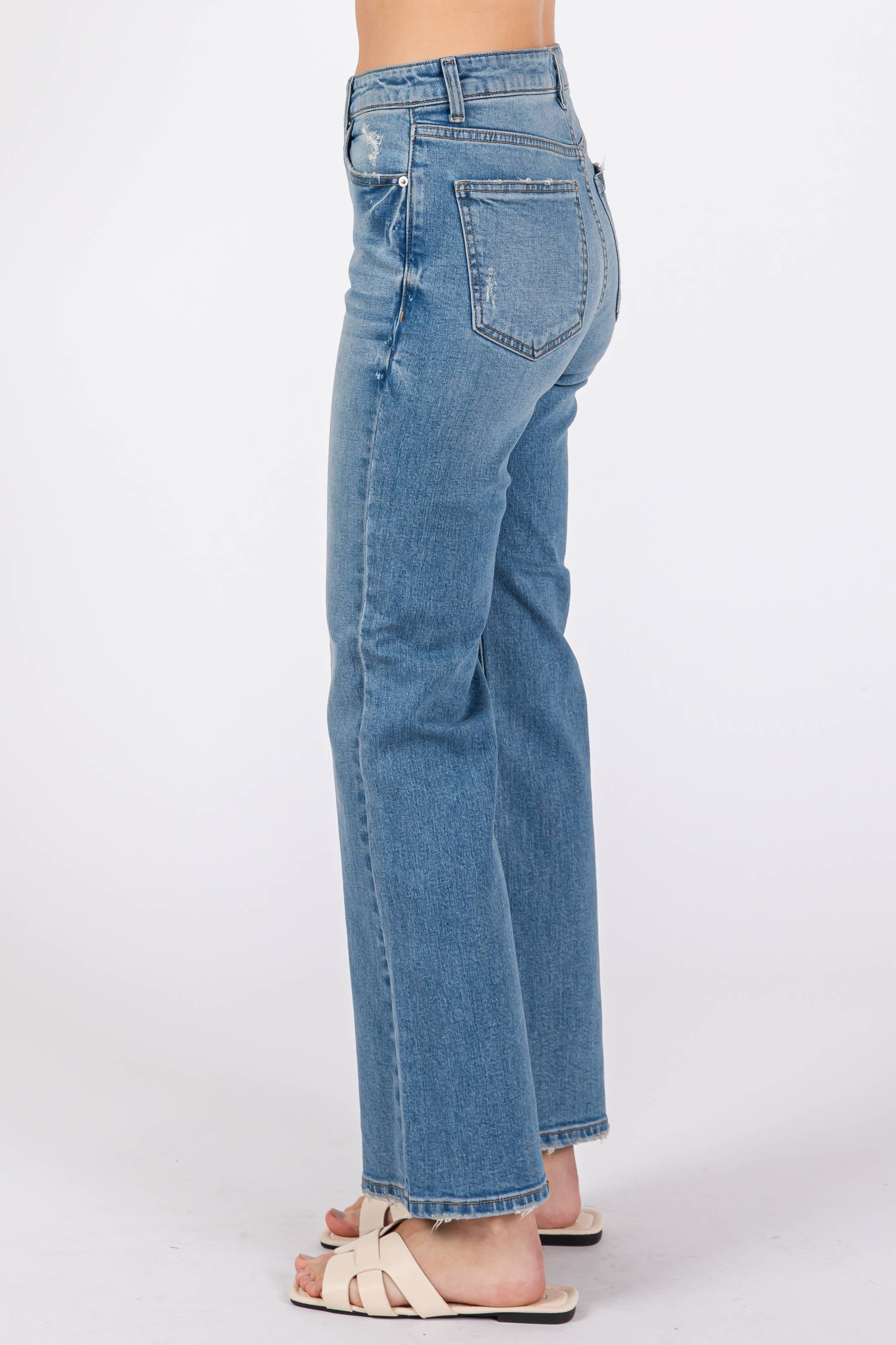 Medium Almost Rigid Sicily Jean