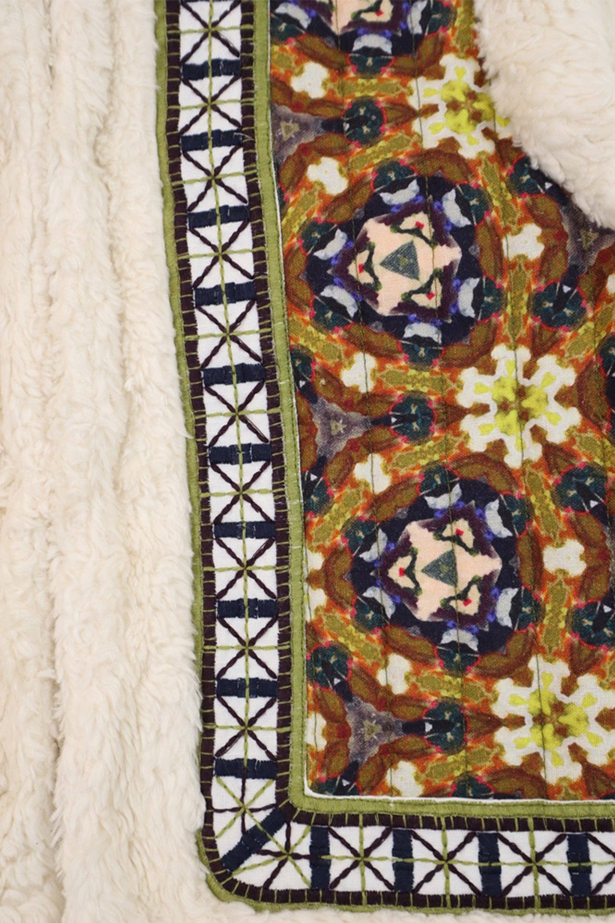 The Willow Sherpa Reversible Vest - Chestnut Swirl