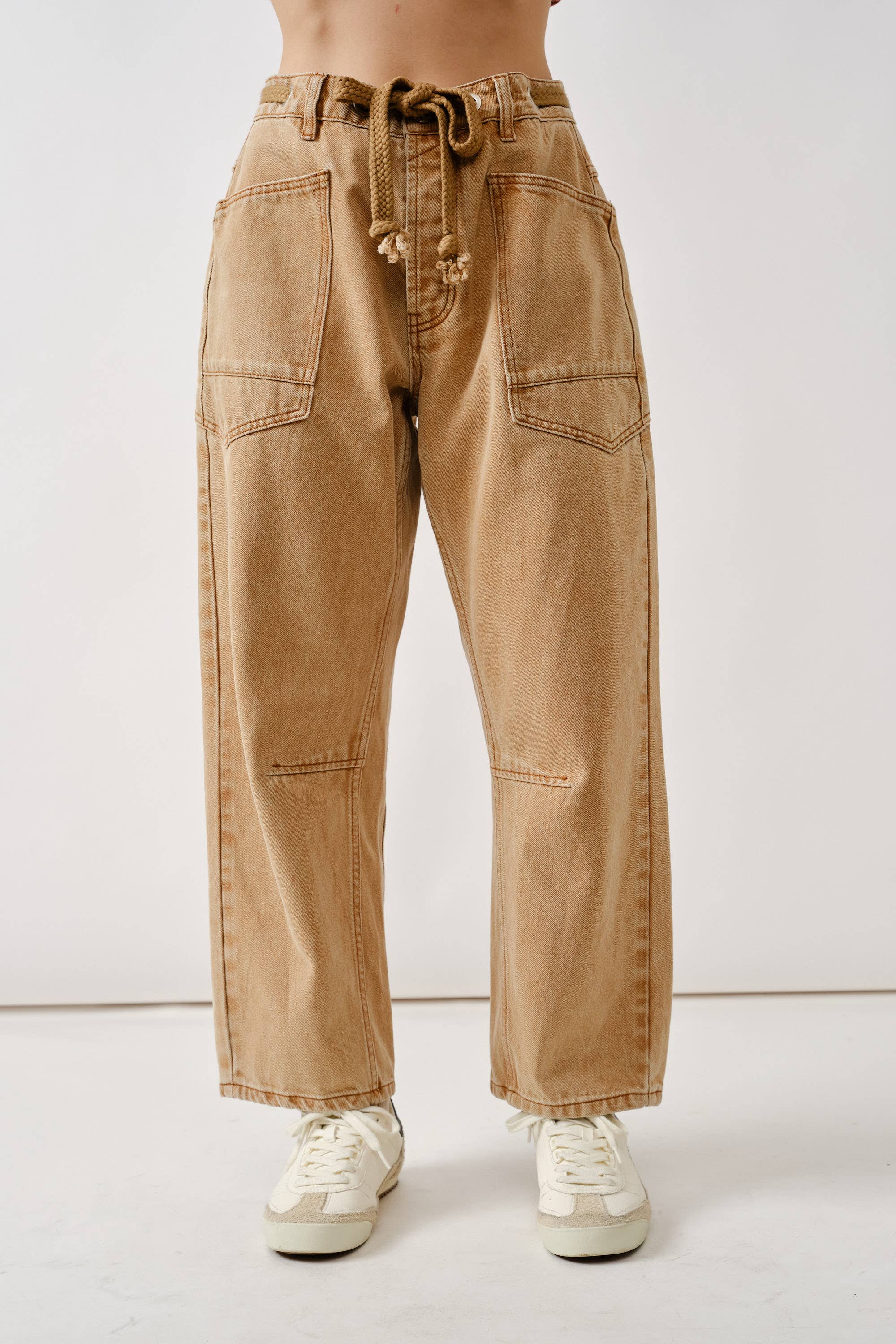Barrel Denim Jeans with Eyelet Jeans