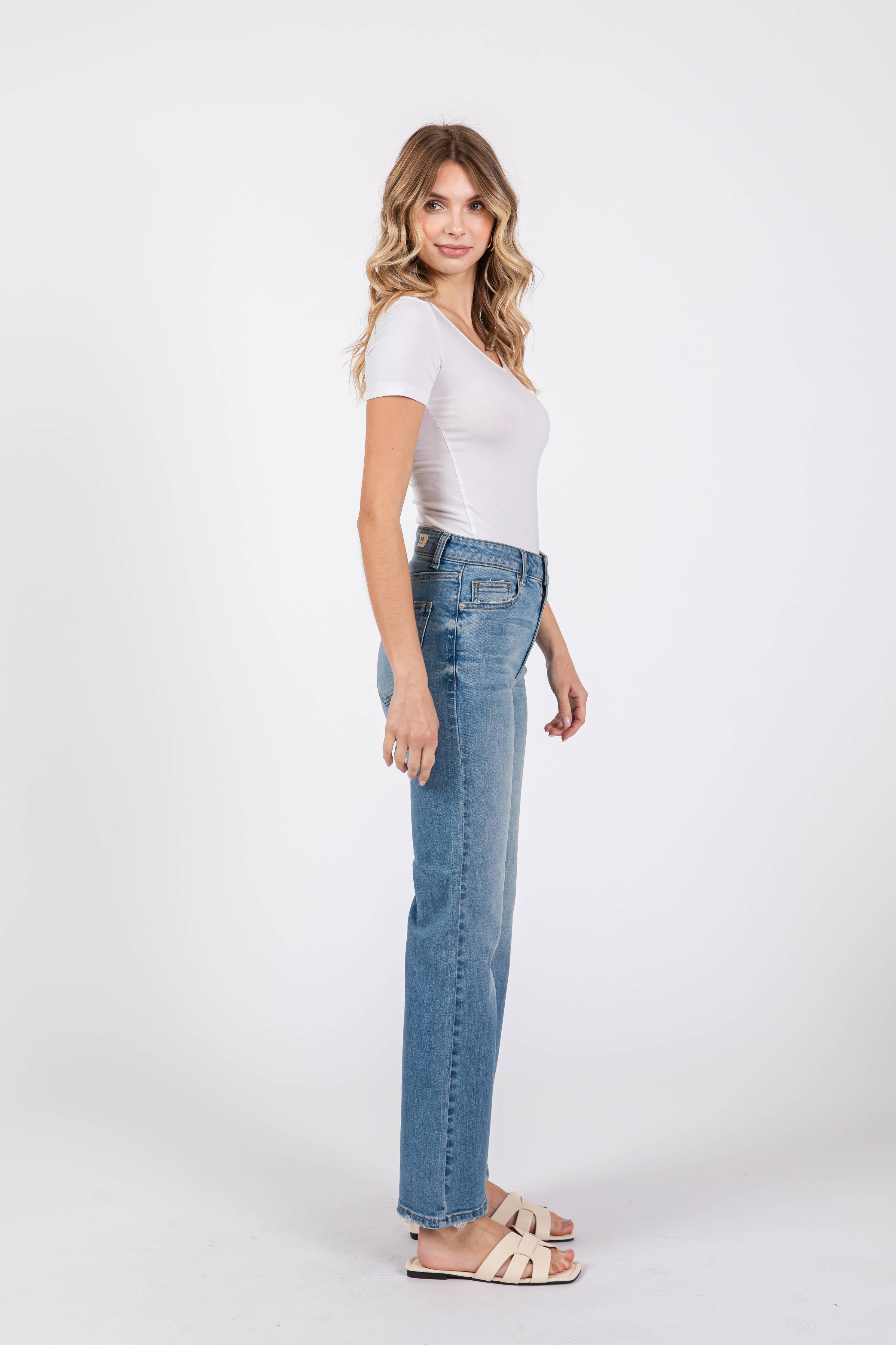 Medium Almost Rigid Sicily Jean