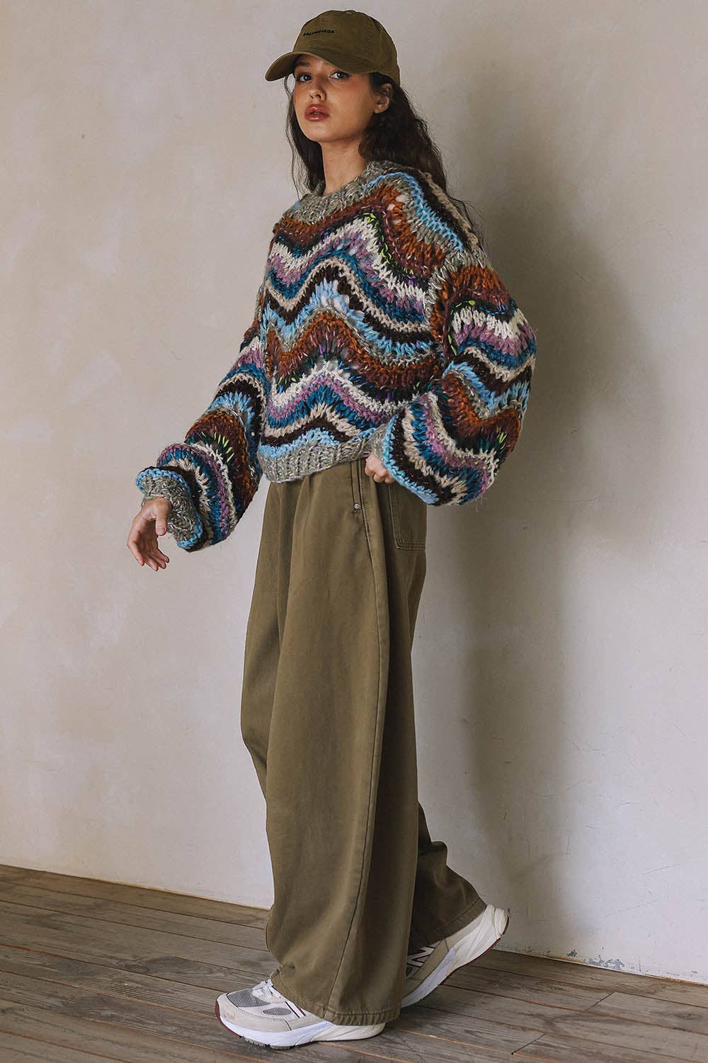 LONG SLEEVE CHEVRON KNITTED SWEATER