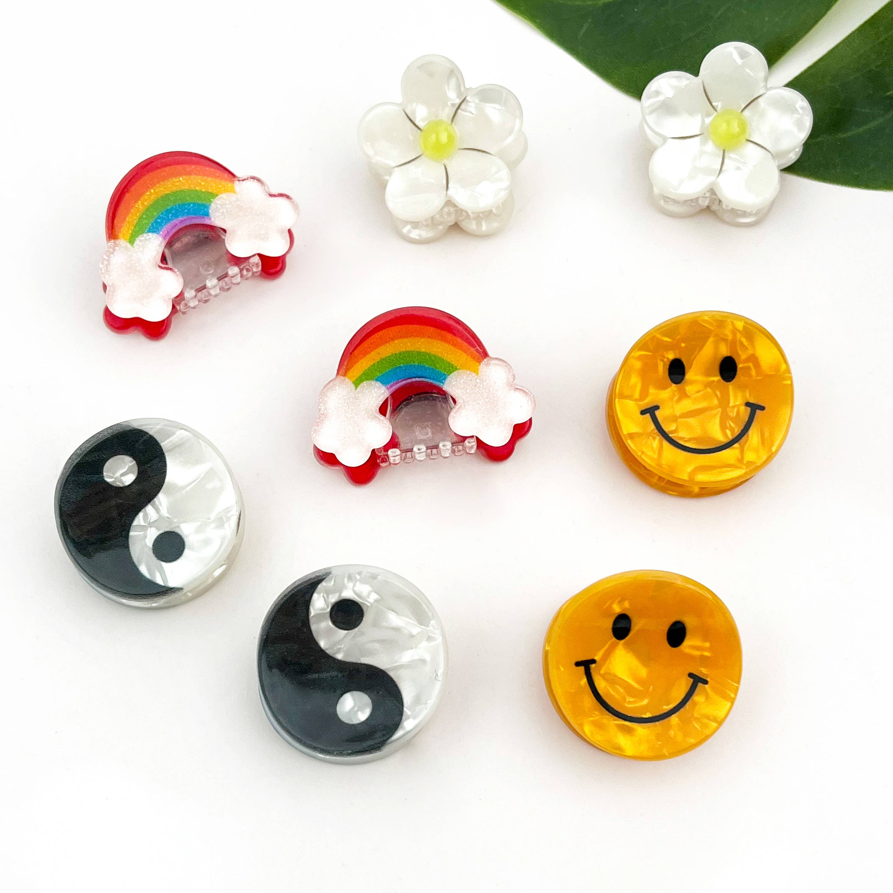 Mini Smiley Face Hair Claw Clip, Cute Floral Hair Clip