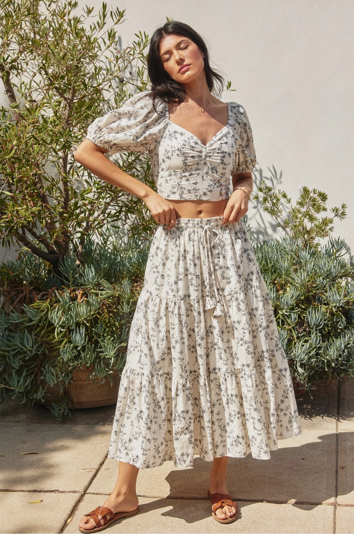 Brunch Babe Sweetheart Puff Sleeve Top