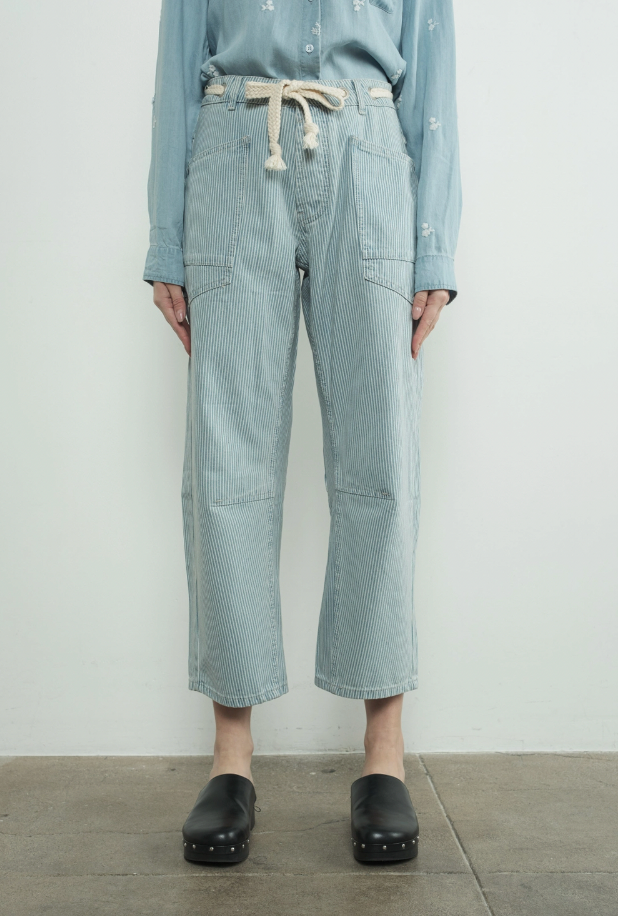 Barrel Denim Pants With Eyelet Waist In Striped Denim