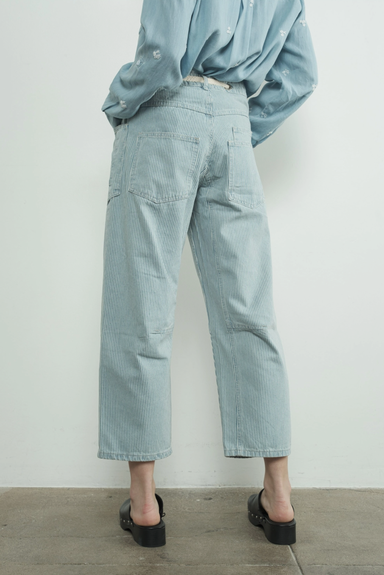 Barrel Denim Pants With Eyelet Waist In Striped Denim