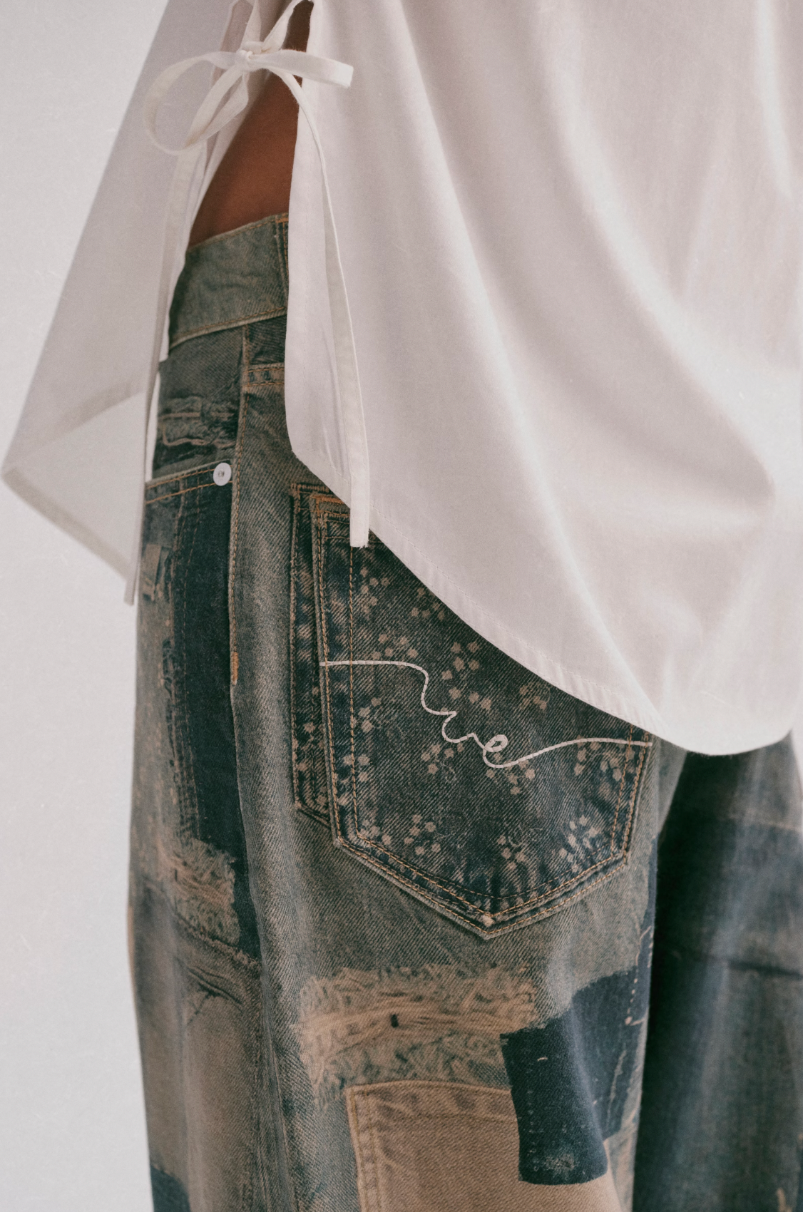 We The Free Illusions Barrel Jean