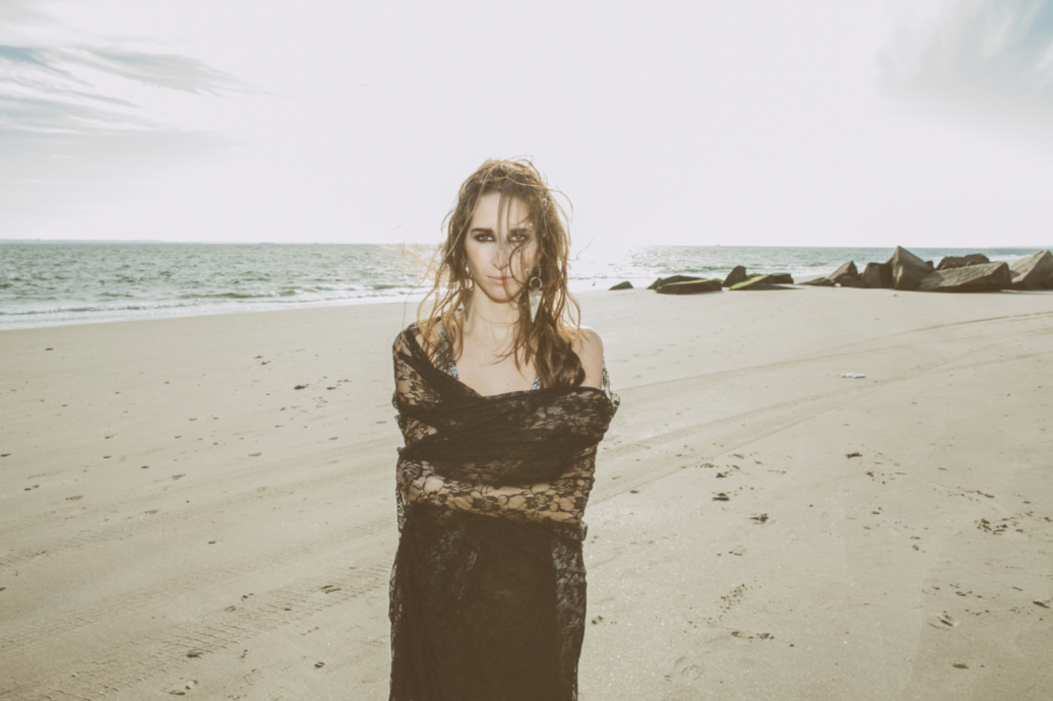 Bremusa Engraved Dangle Earrings — Silver