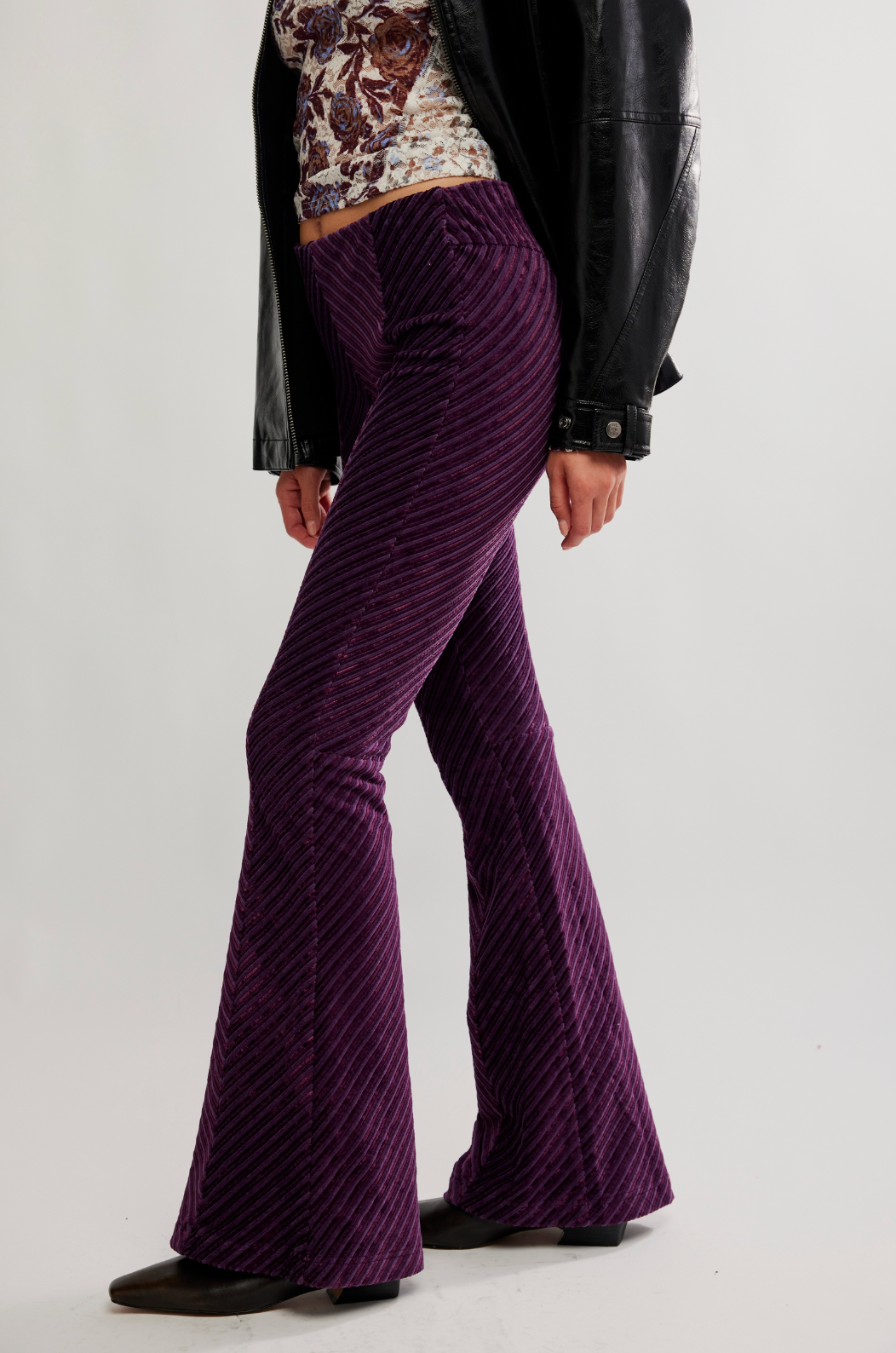 Penny Pull on Velvet in Vintage Grape