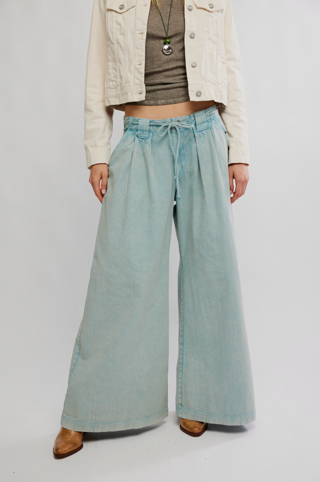 Julien Wide Leg Chino