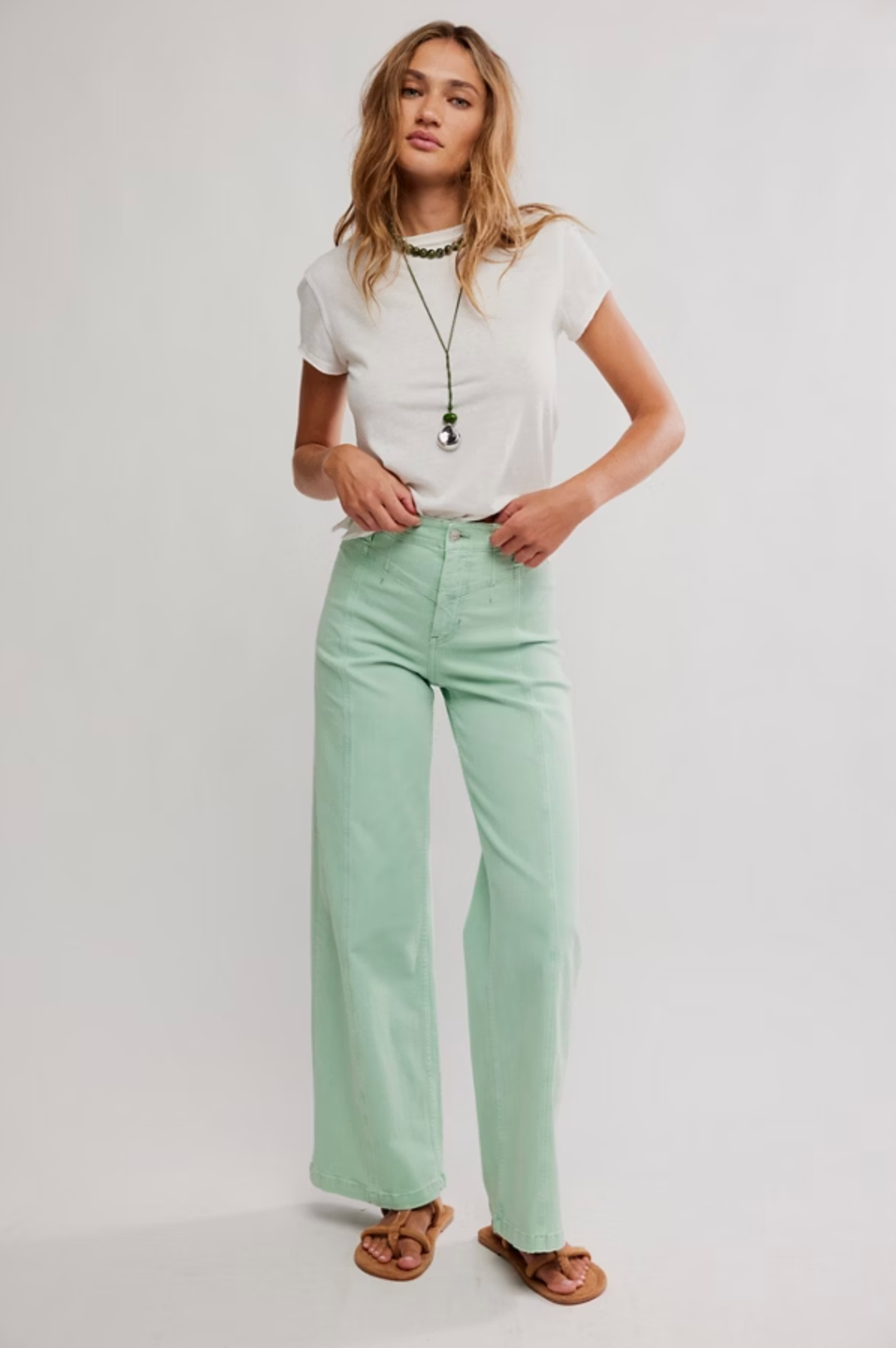 Libre Wide Leg Jeans in Cameo Green