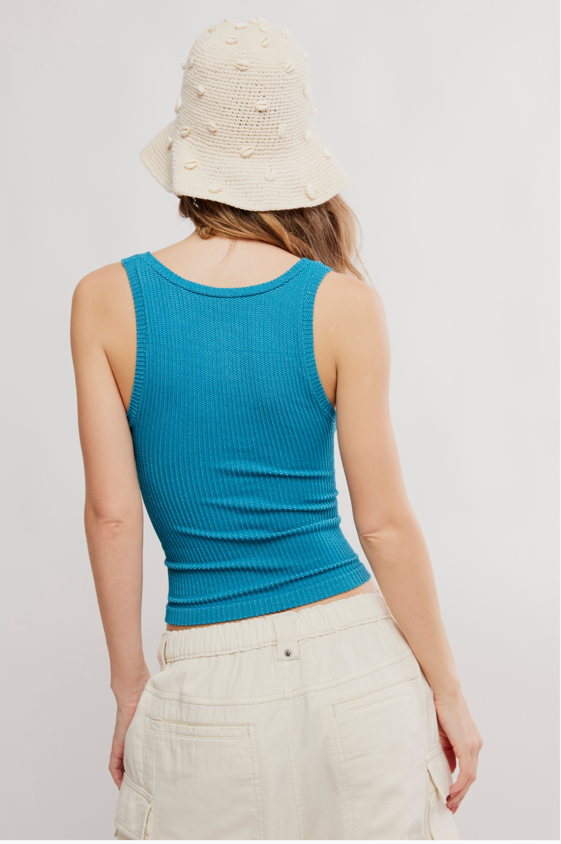 Clean Slate Seamless Tank in Bayside