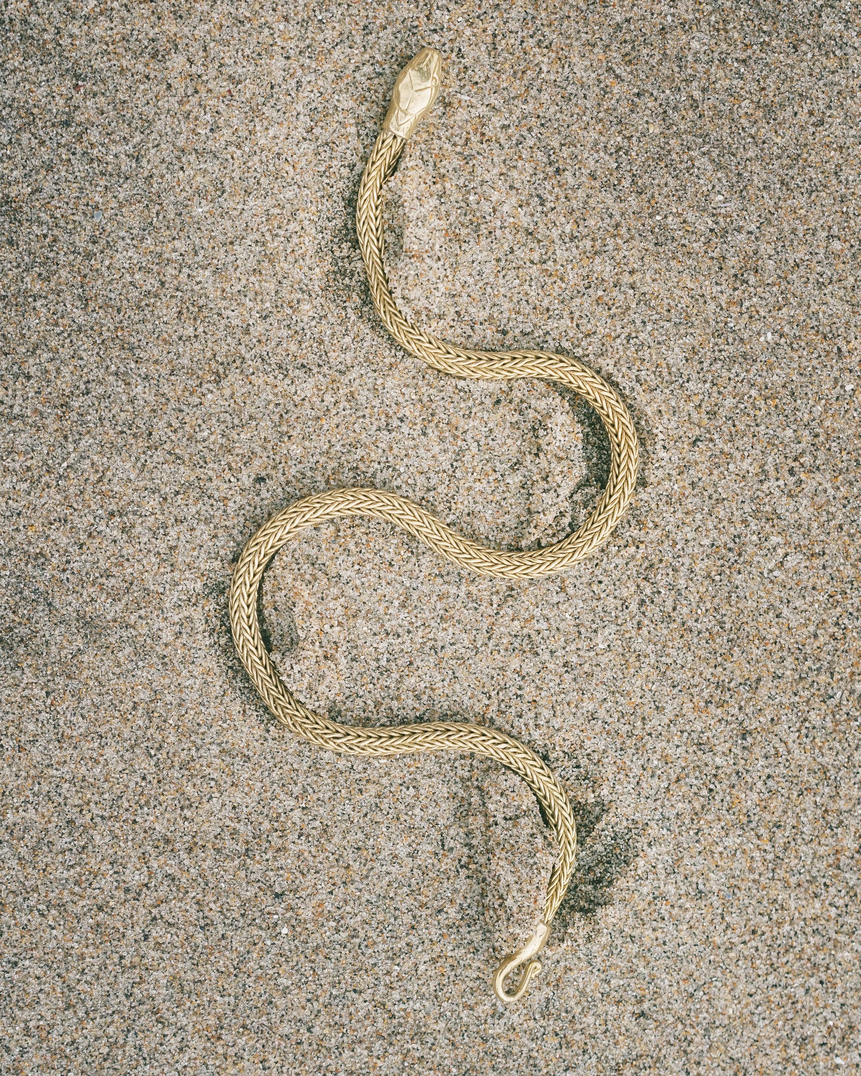 Serpent Choker