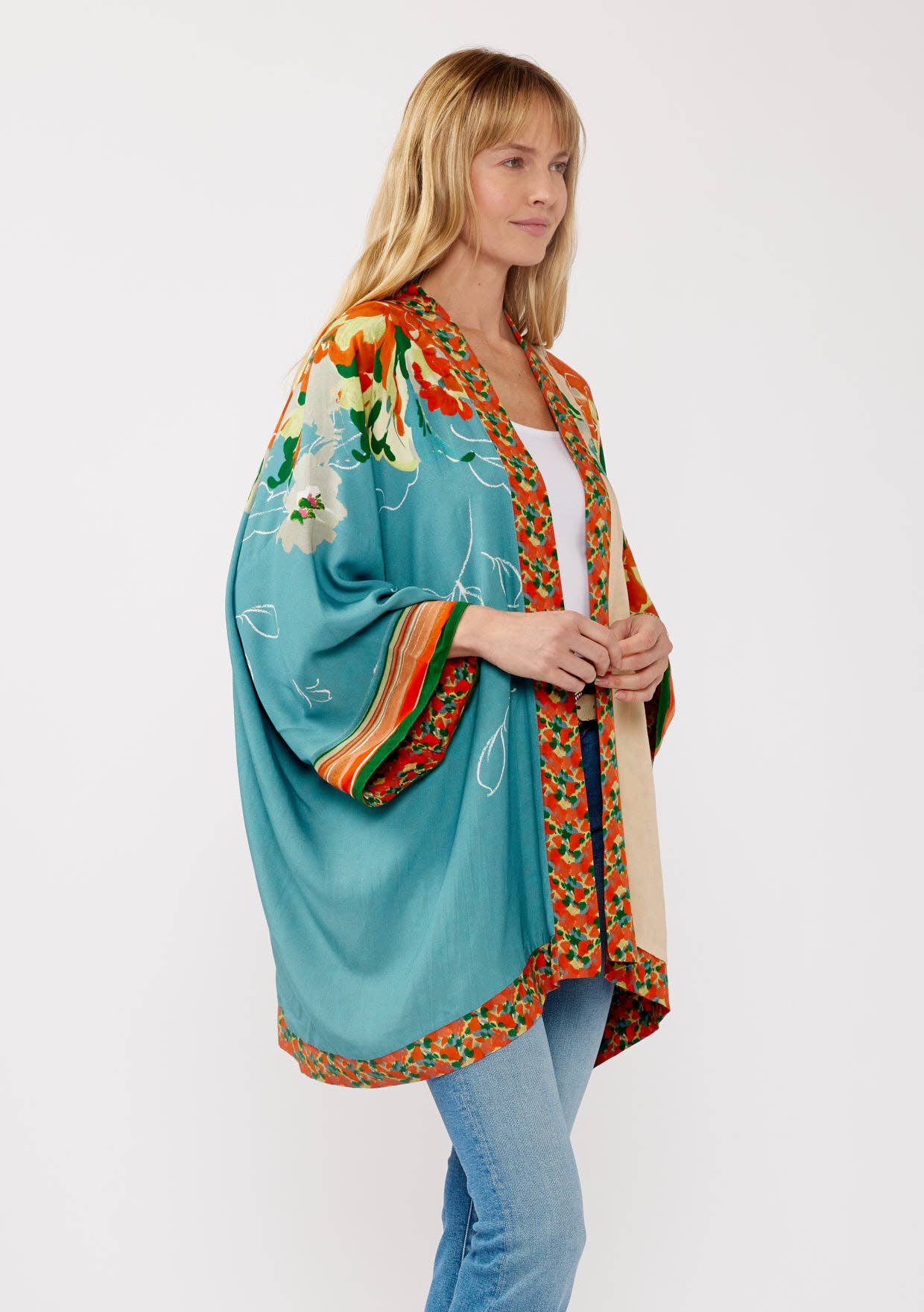 Floral Print Reversible Kimono Sleeve