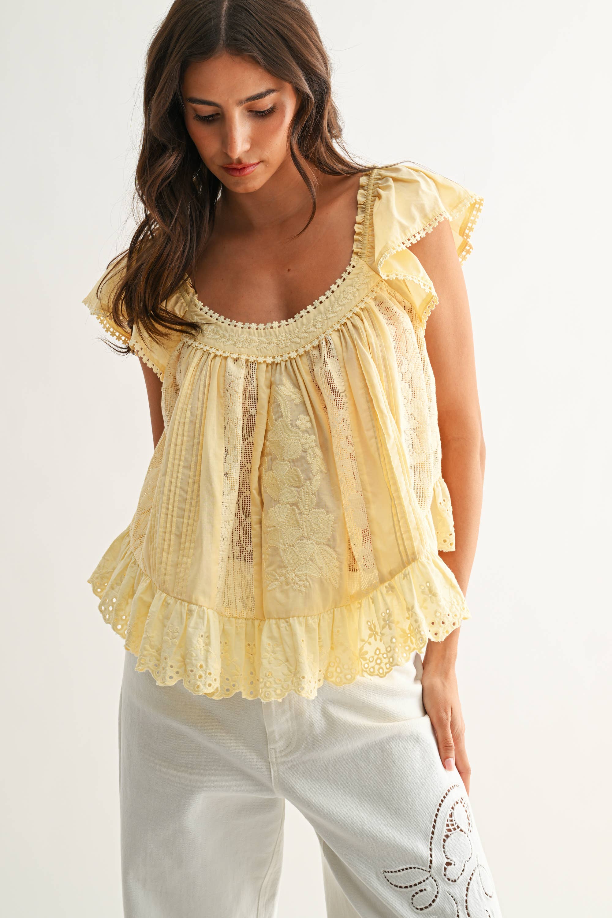 Sleeveless Embroidered Lace Blouse