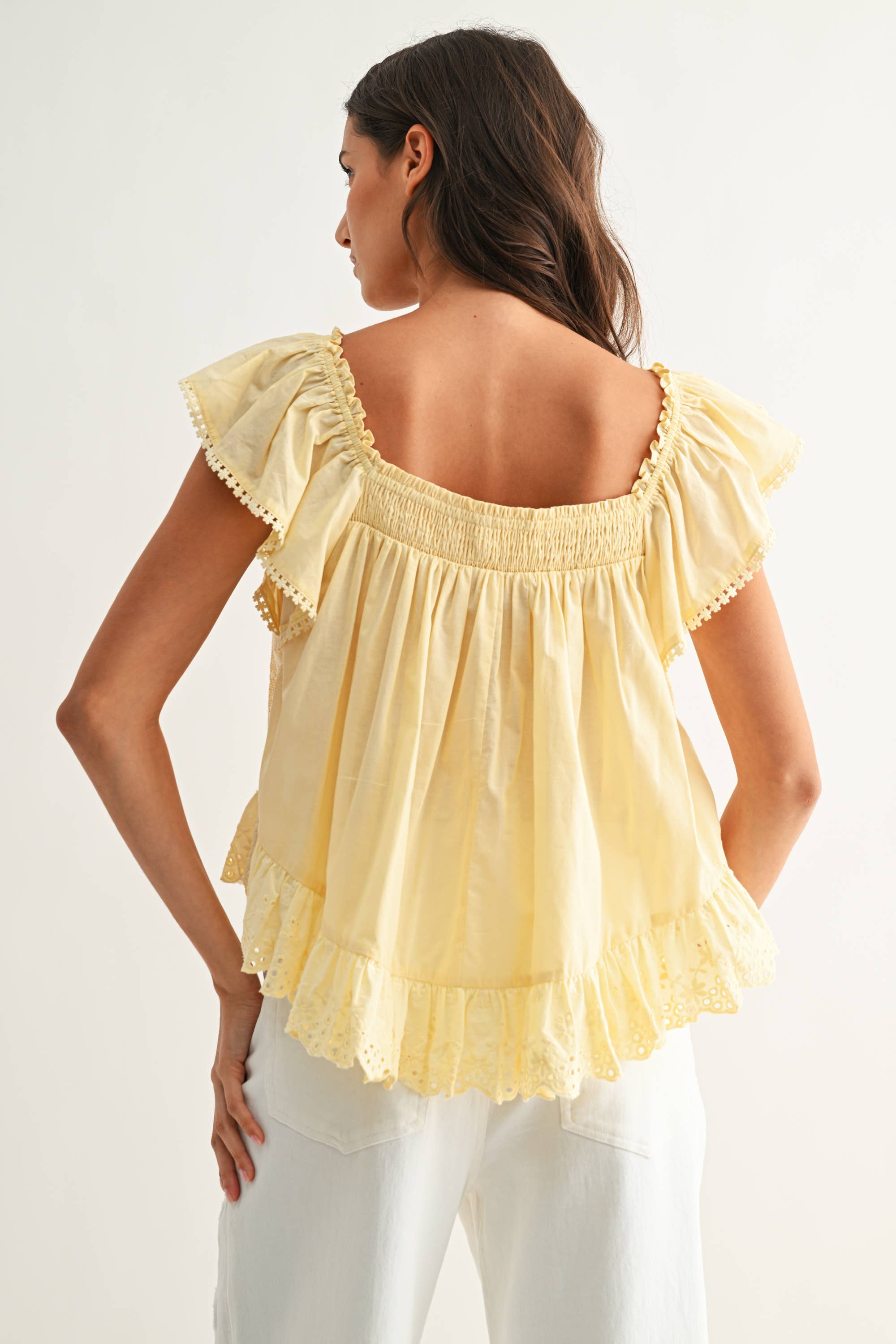 Sleeveless Embroidered Lace Blouse