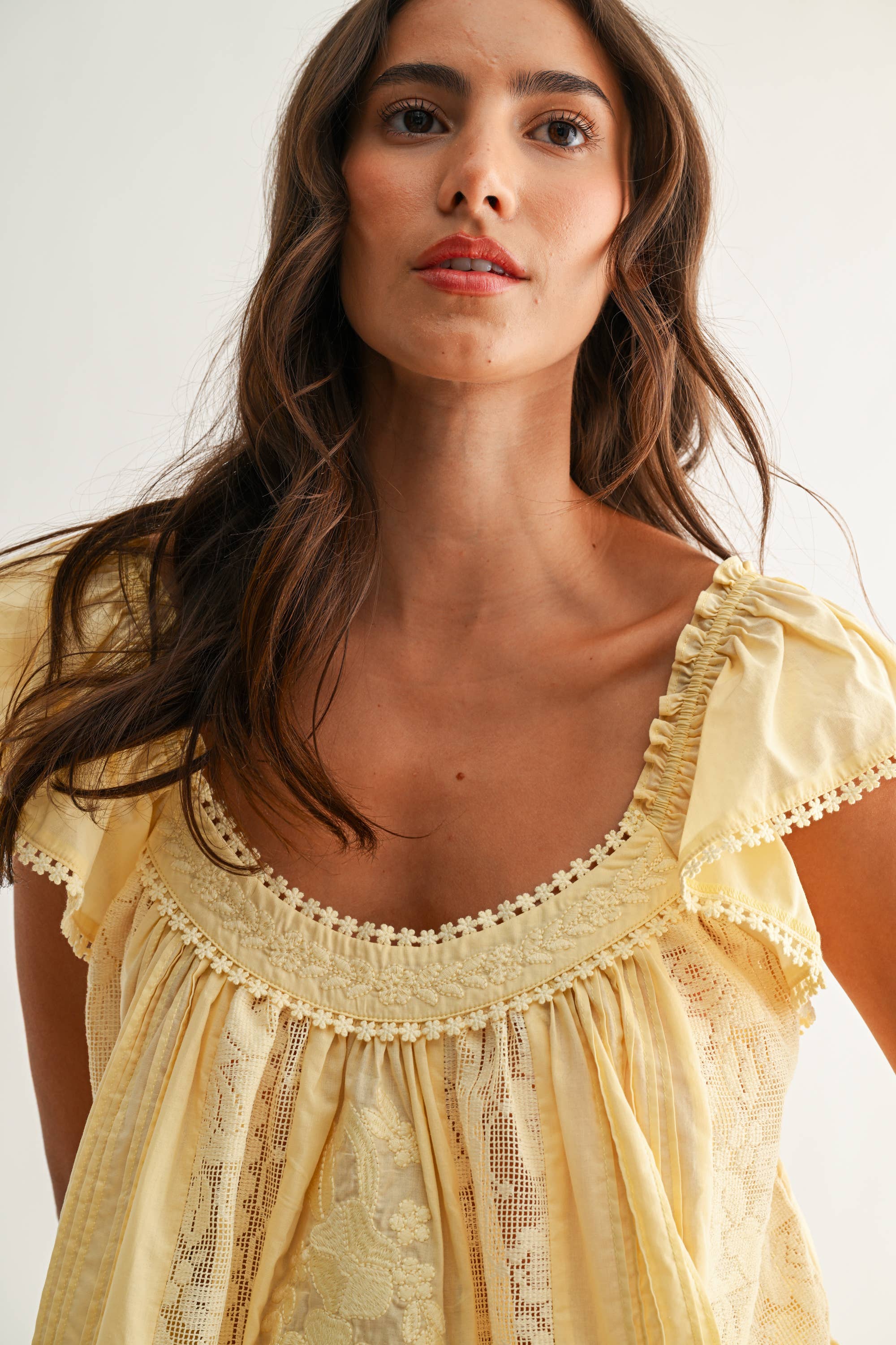 Sleeveless Embroidered Lace Blouse