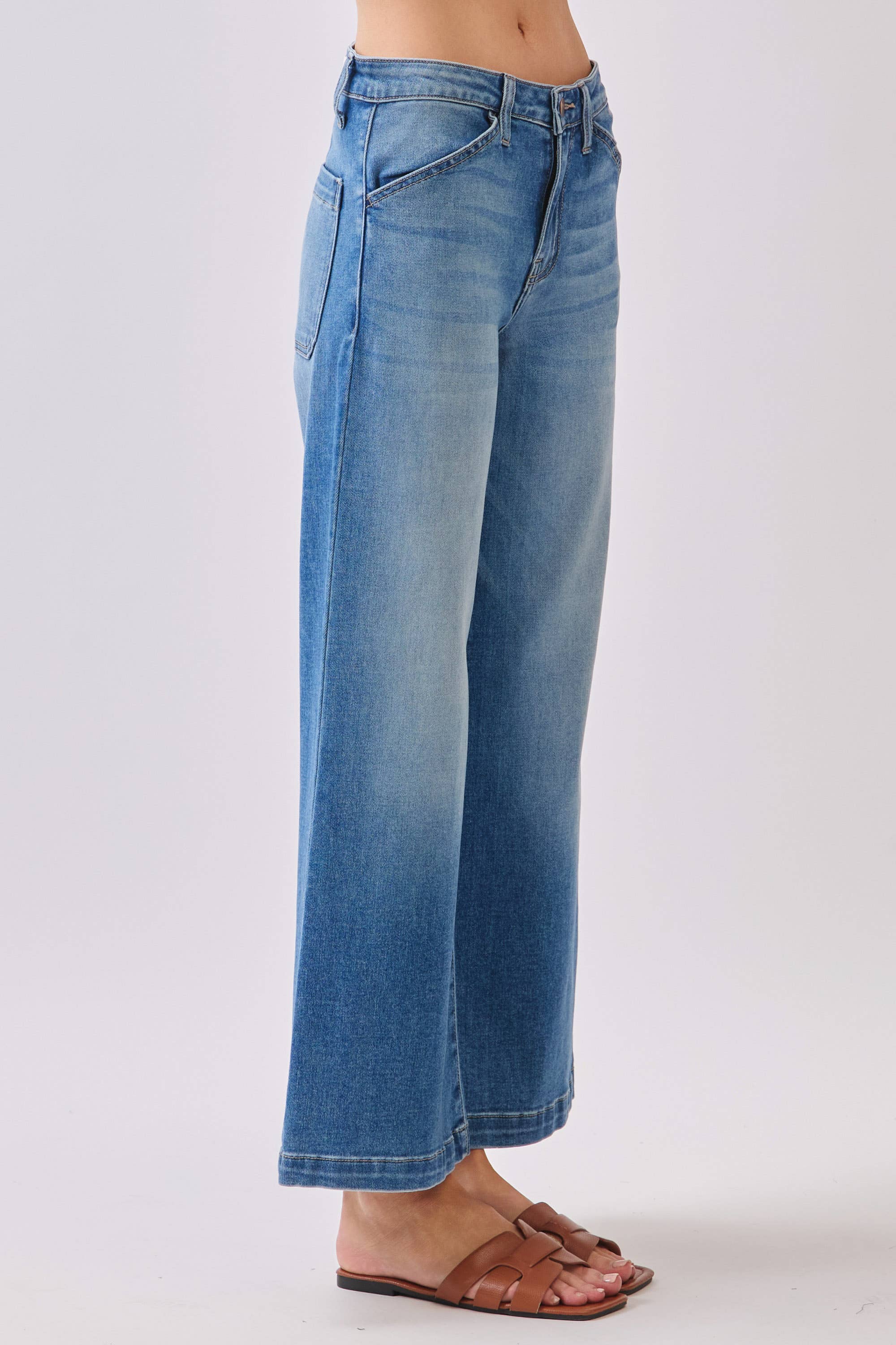 Genoa Slant Pocket Crop Jeans