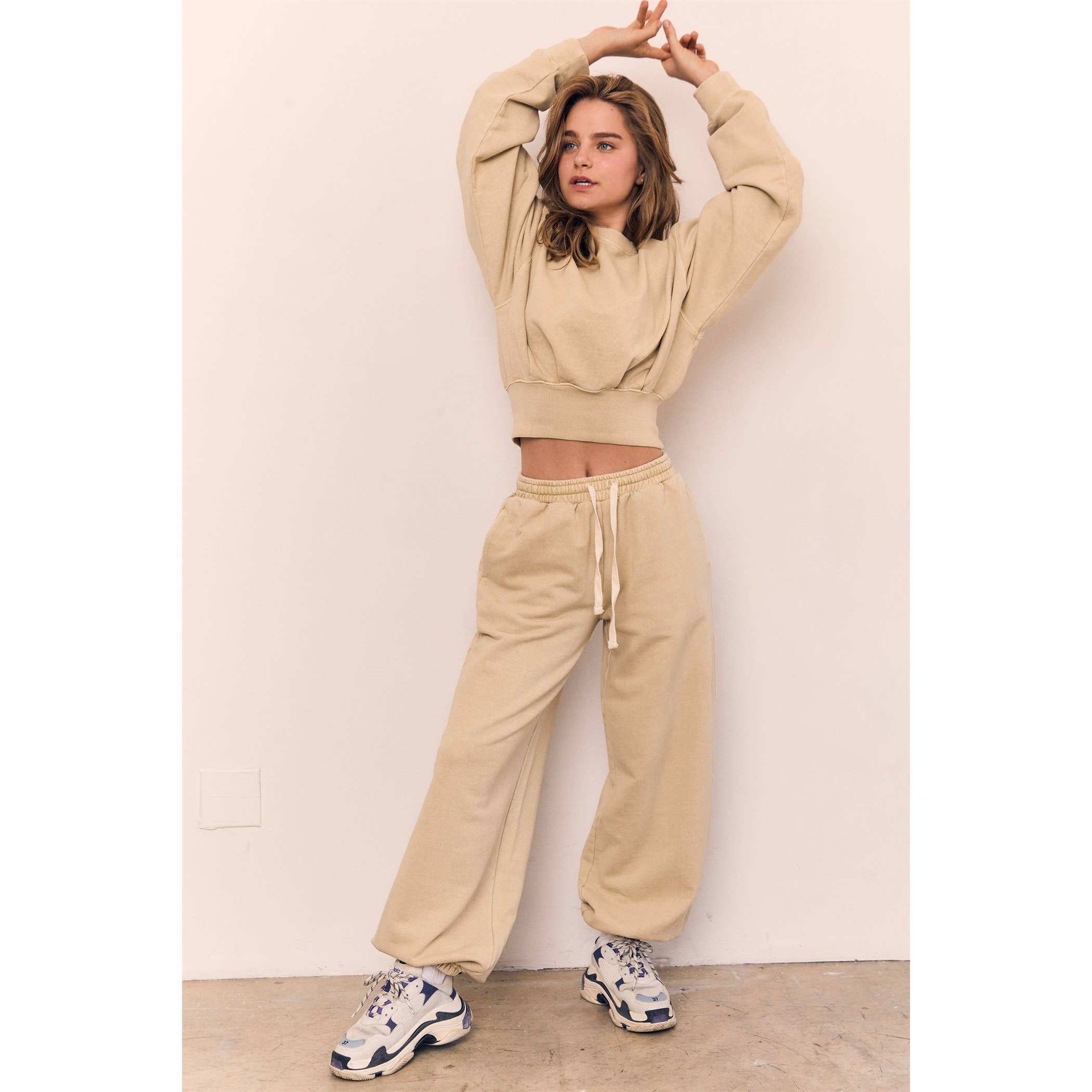 Acid Wash Cropped Balloon Sweatshirt