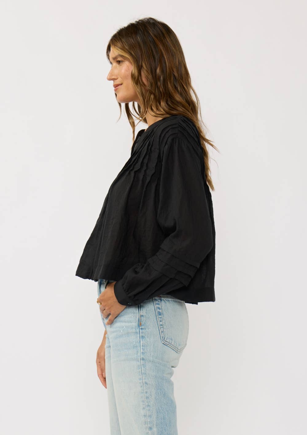 Pintuck Pleated Button-Down Blouse: White / L