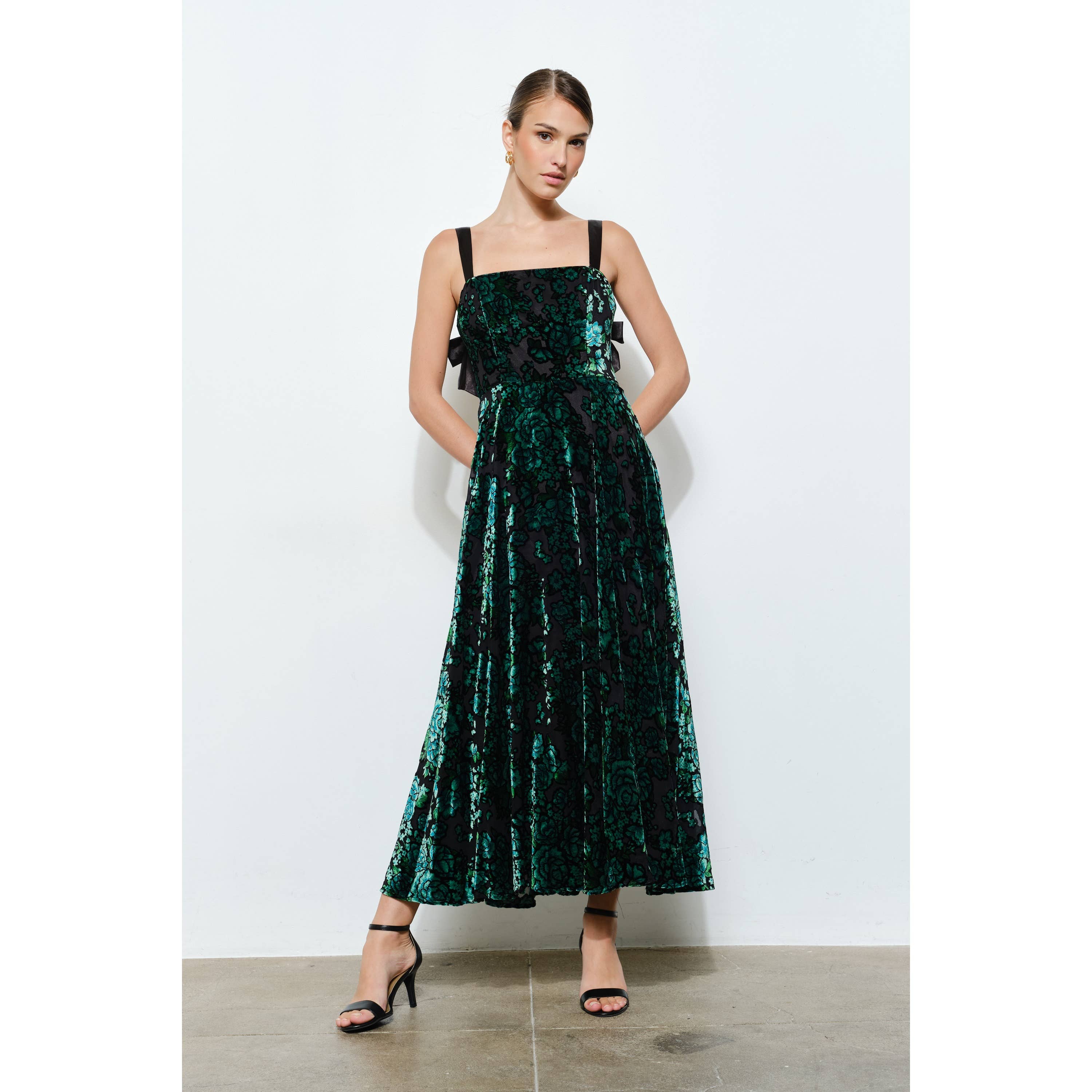 Velvet Floral Bow-Back A-Line Maxi Dress