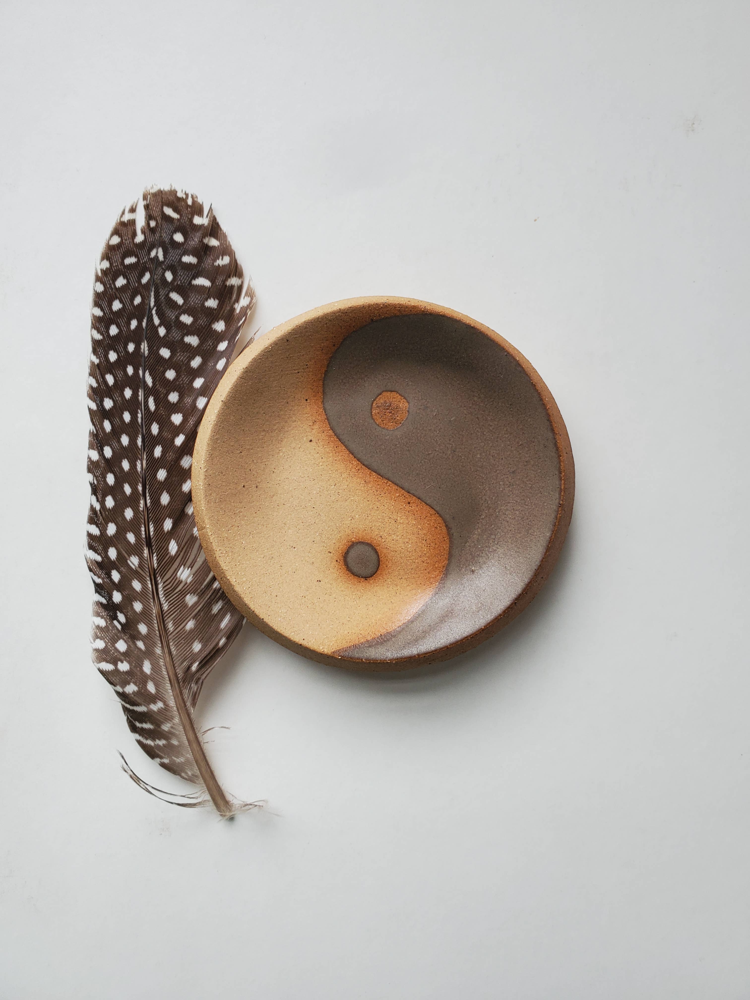 Small ying yang ring dish