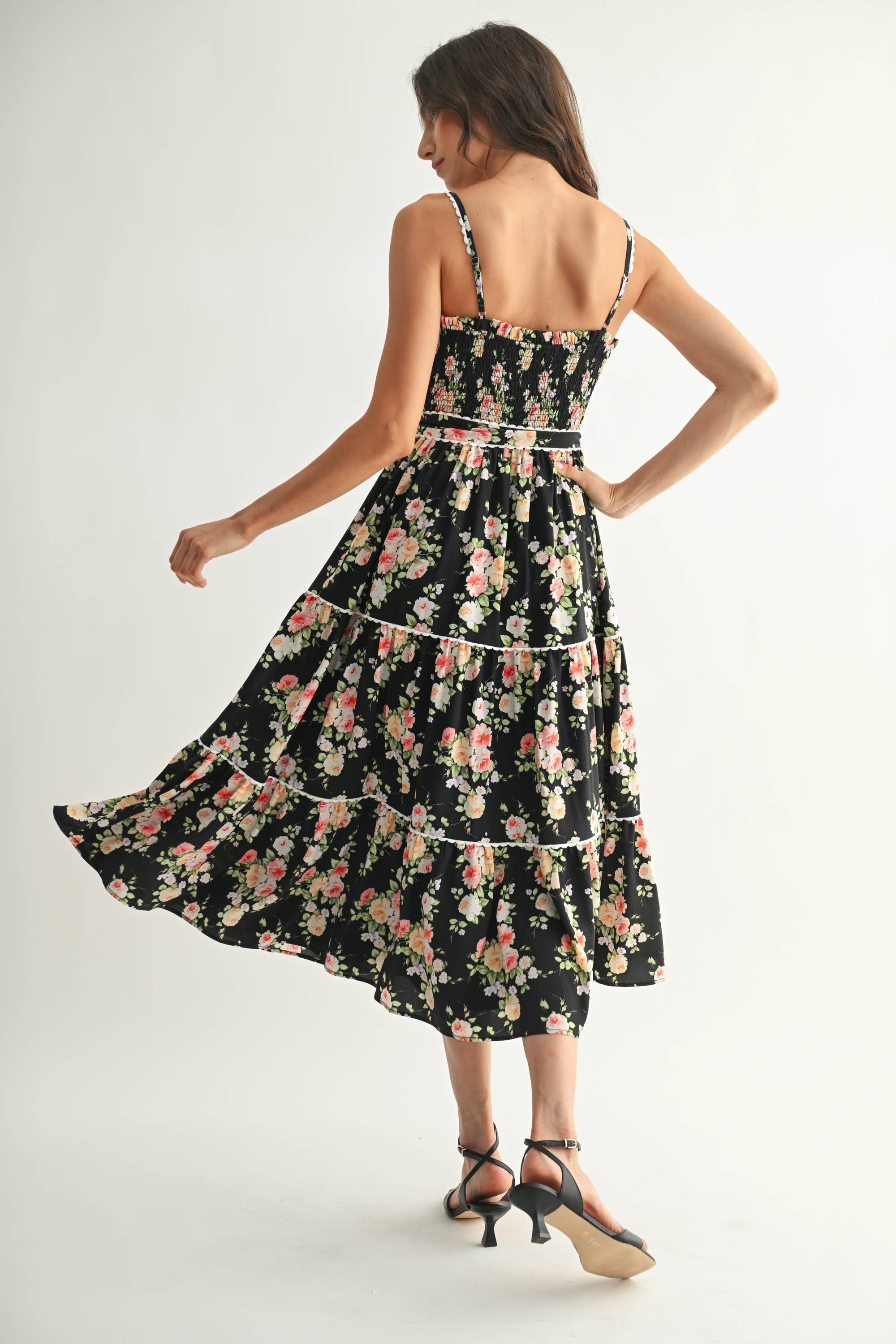 FLORAL PRINT TIERED MAXI DRESS