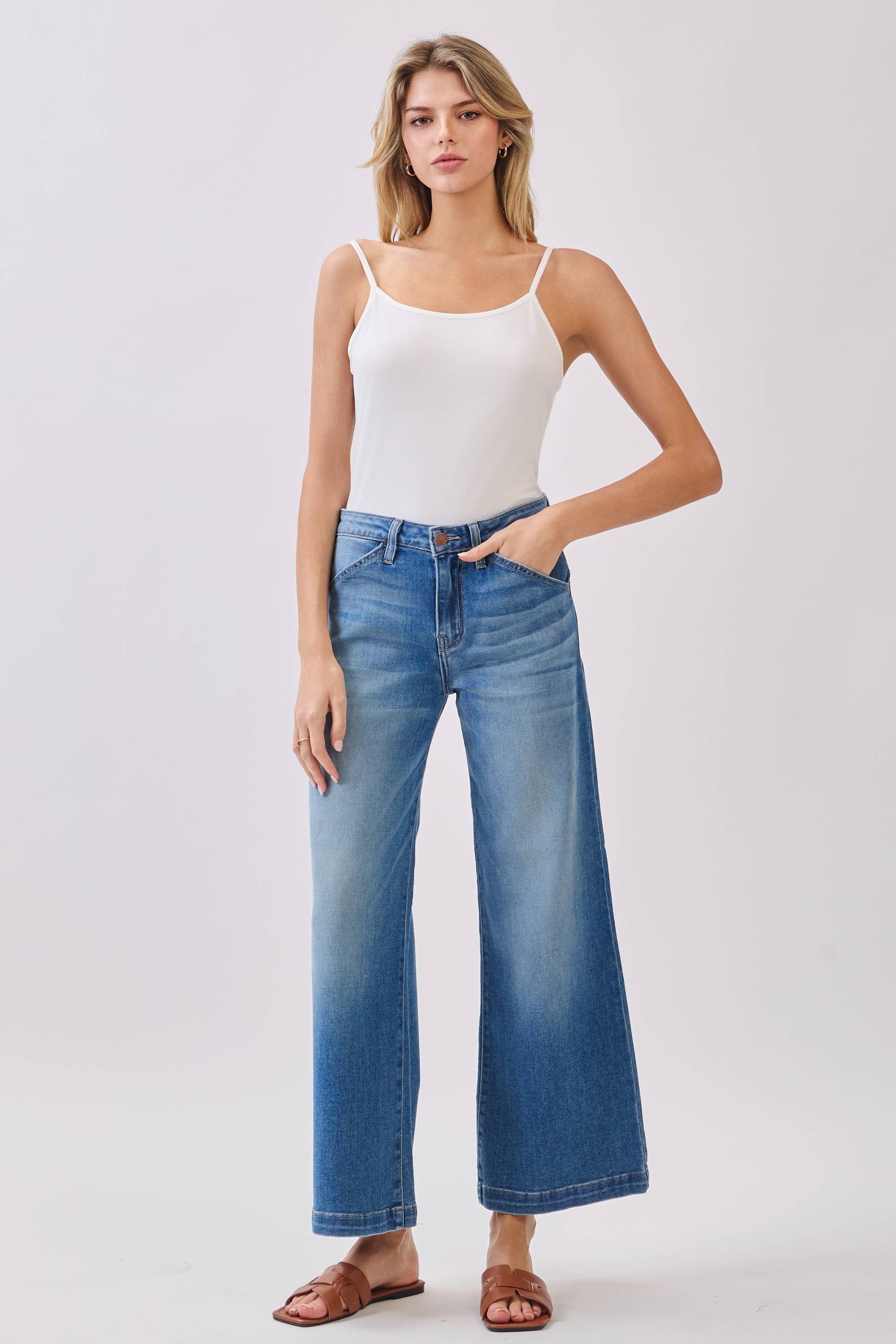 Genoa Slant Pocket Crop Jeans