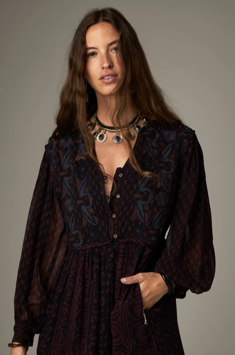 EMILIA DRESS
MUDDY WATERS