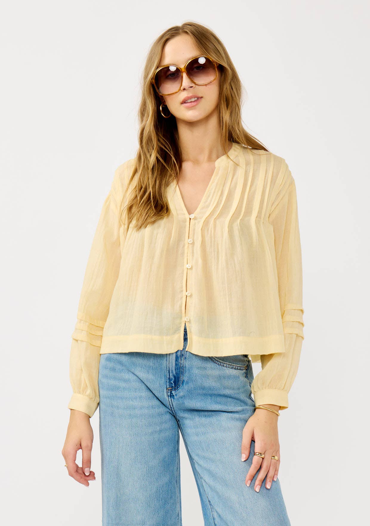 Pintuck Pleated Button-Down Blouse: White / L