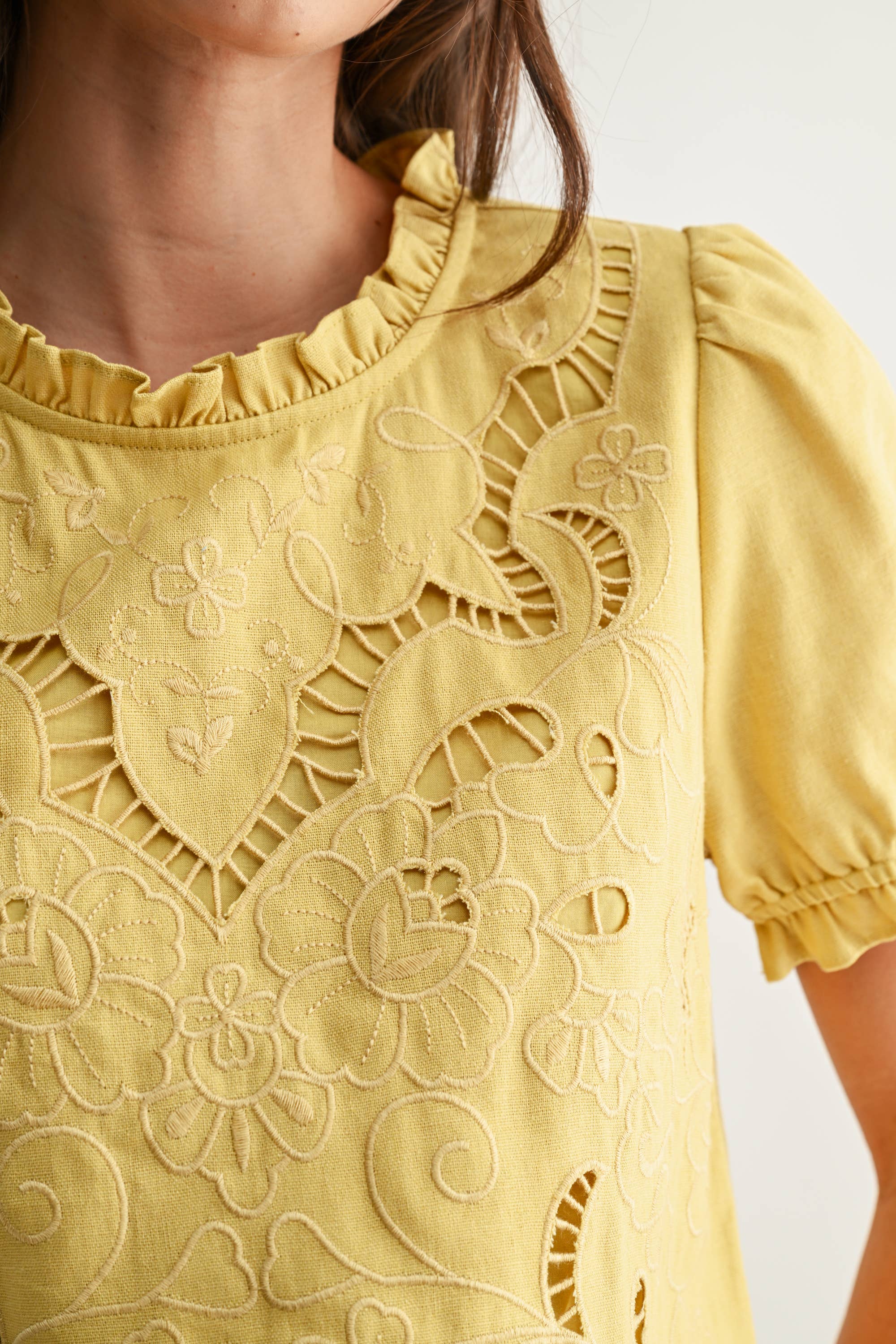 Embroidered Short Sleeve Blouse