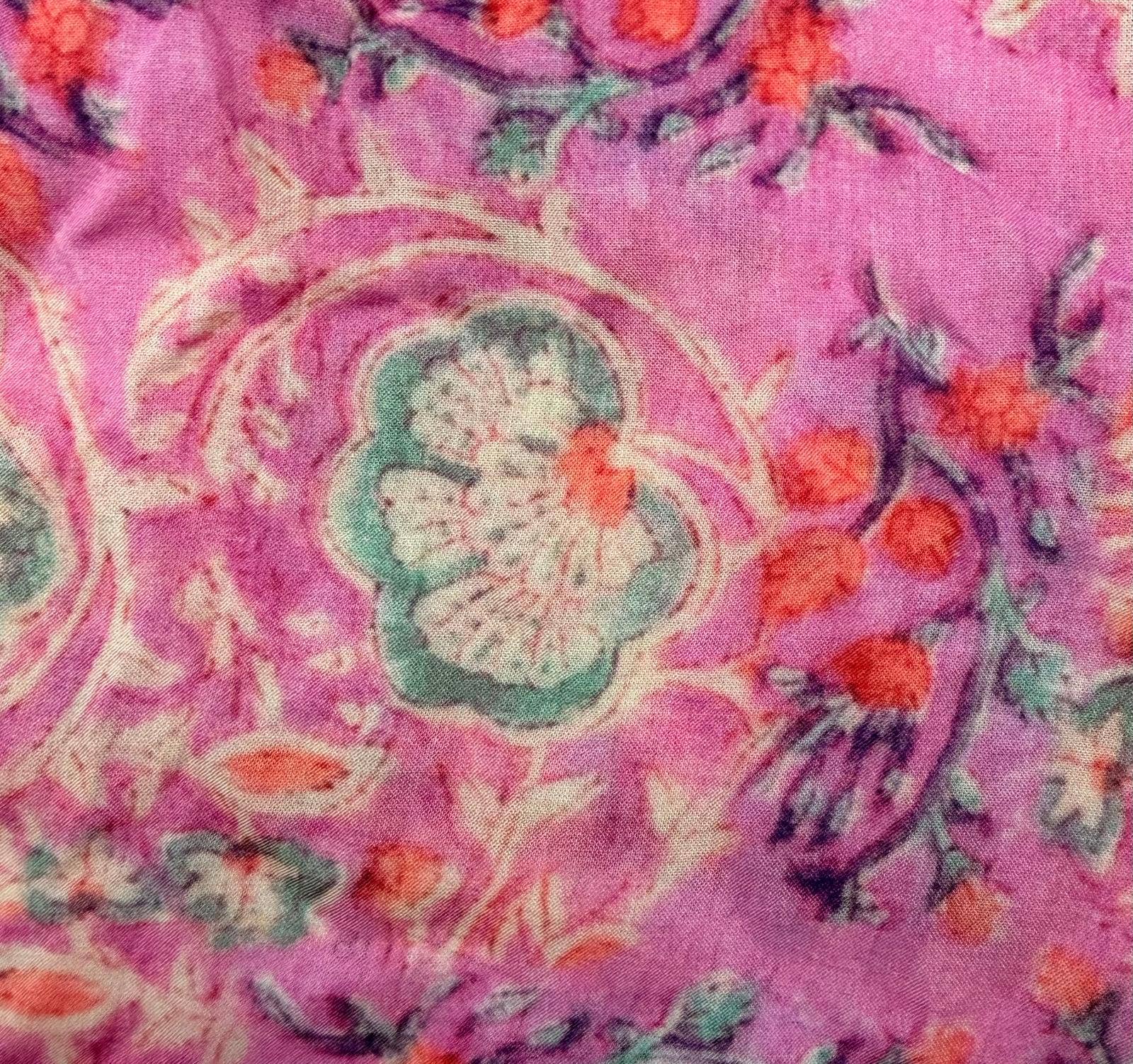 24112311-Pink Floral Split-Neck Boho Blouse with Contrast Tr