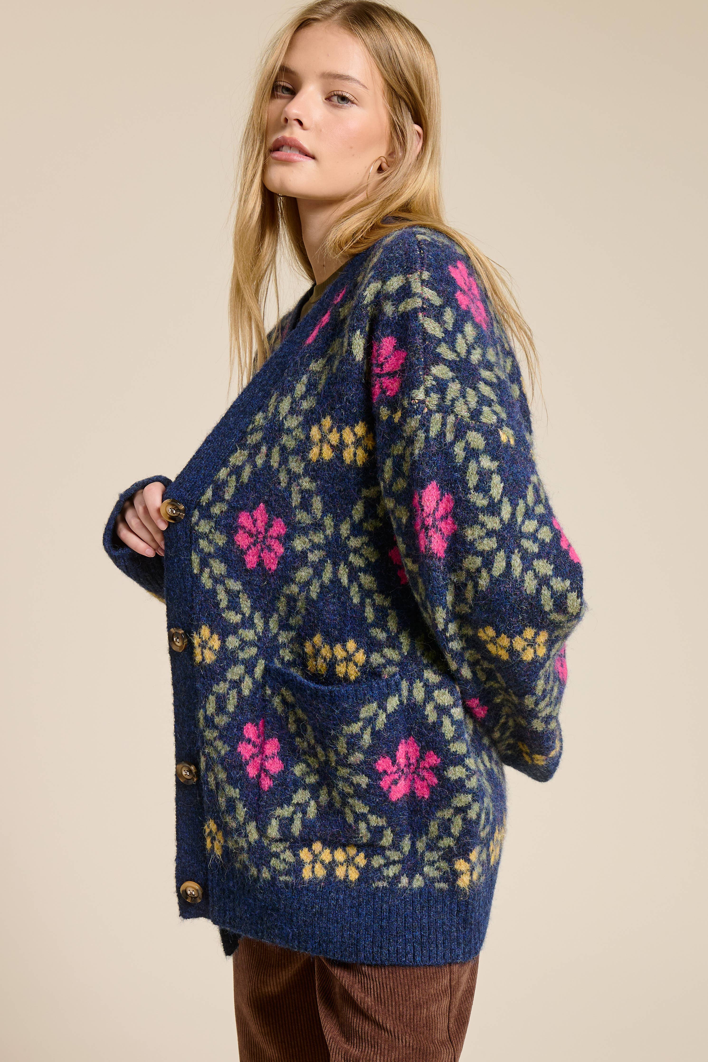 Retro Floral Print Fuzzy Knit Cardigan