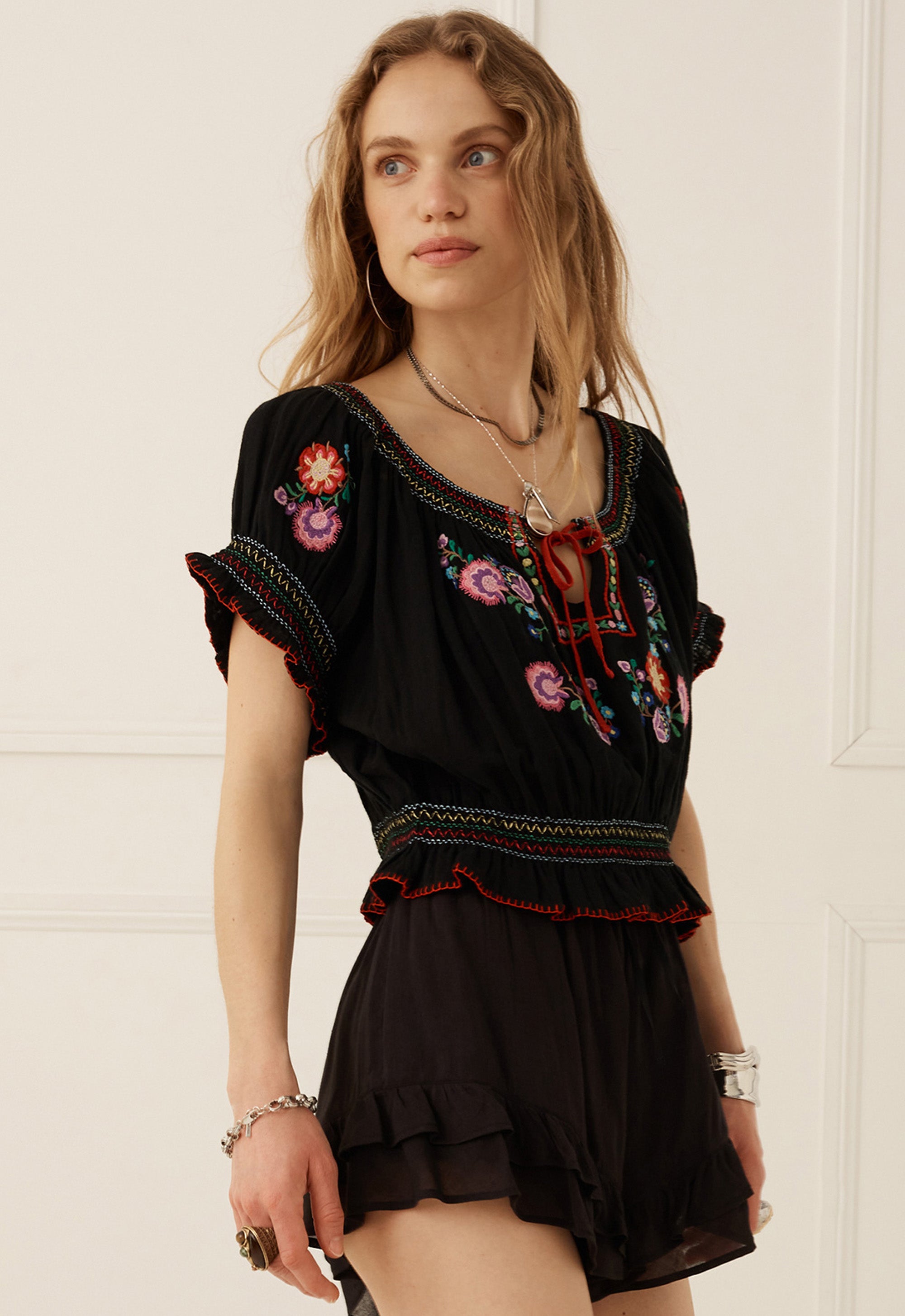 Feliz Crop Blouse — Woodland Black