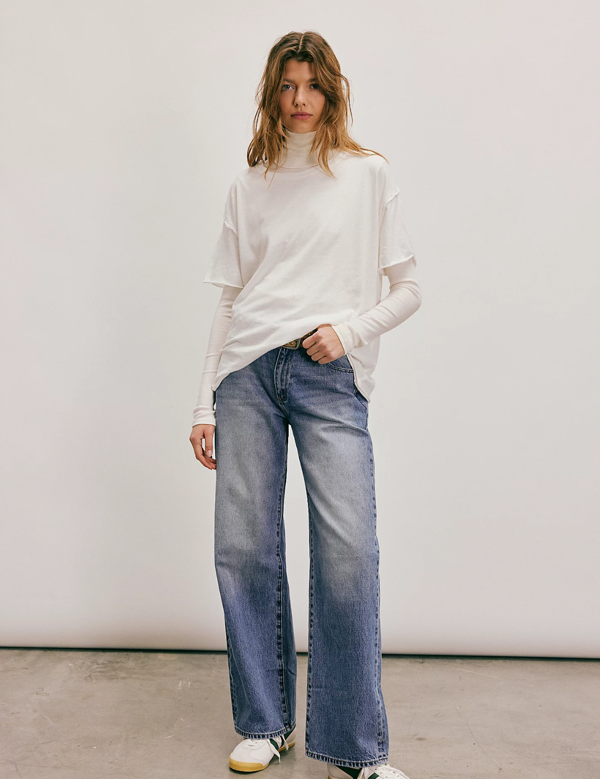 Rolla's Kate Baggy Straight Jeans In Real Worn