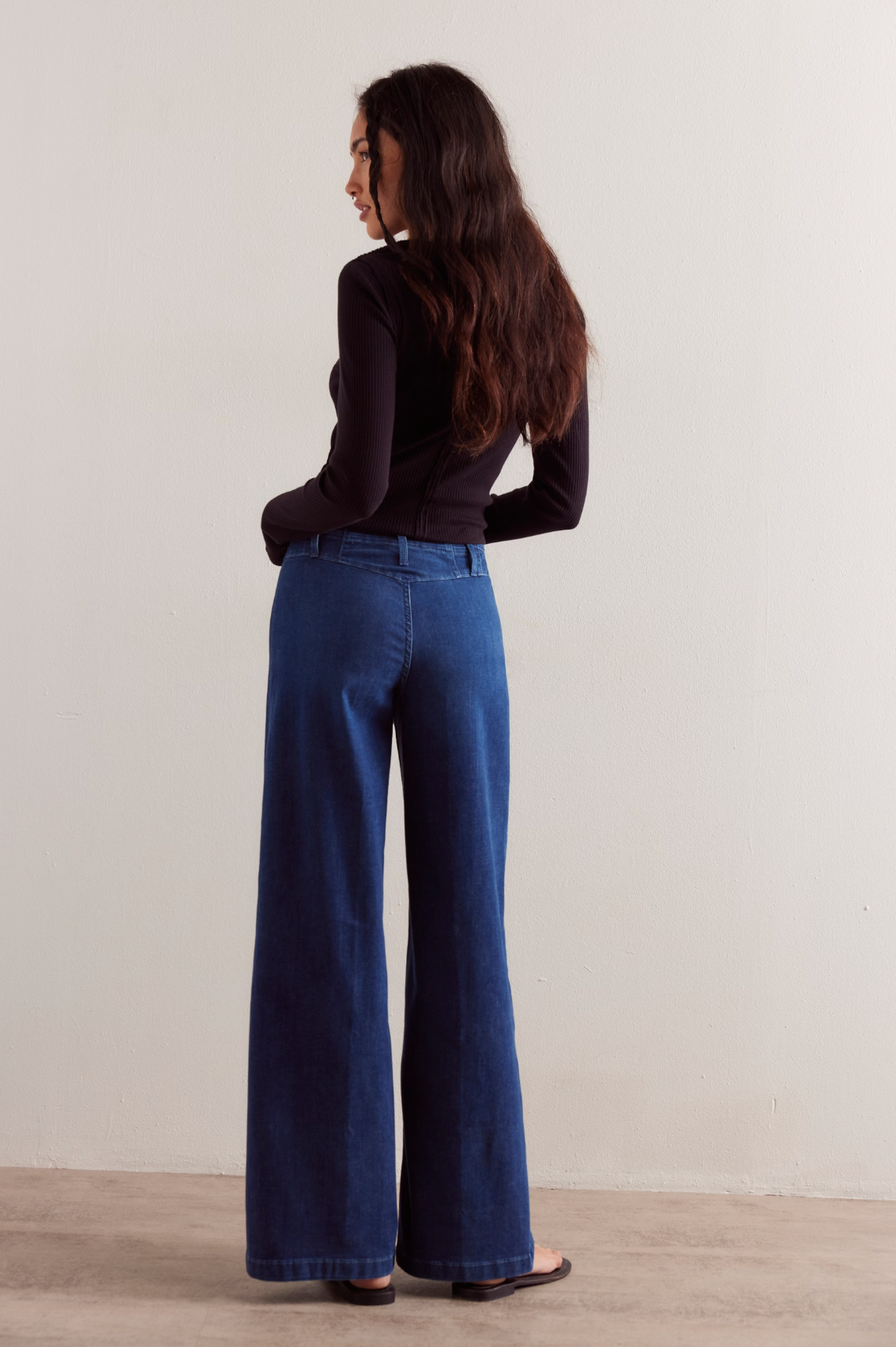 Libra Wide Leg Jean In Lock And Key