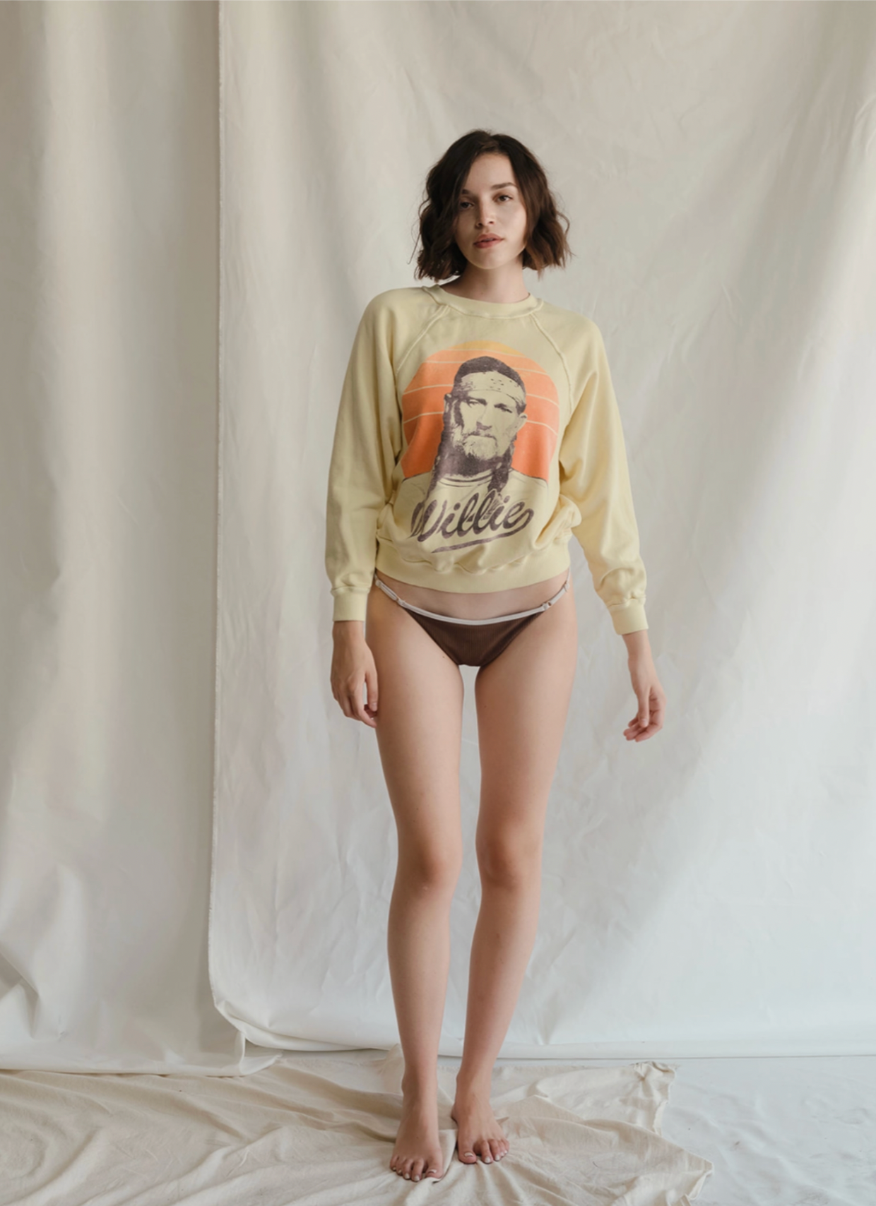 Willie Nelson "Bring Me Sunshine" Sweatshirt – People Of Leisure