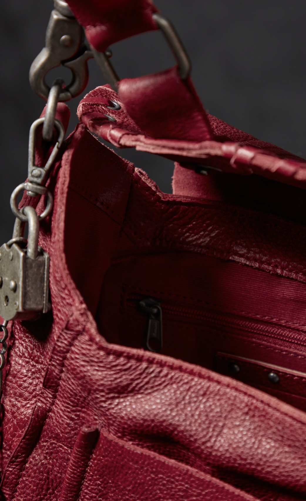 Baby Leigh bag in Crimson