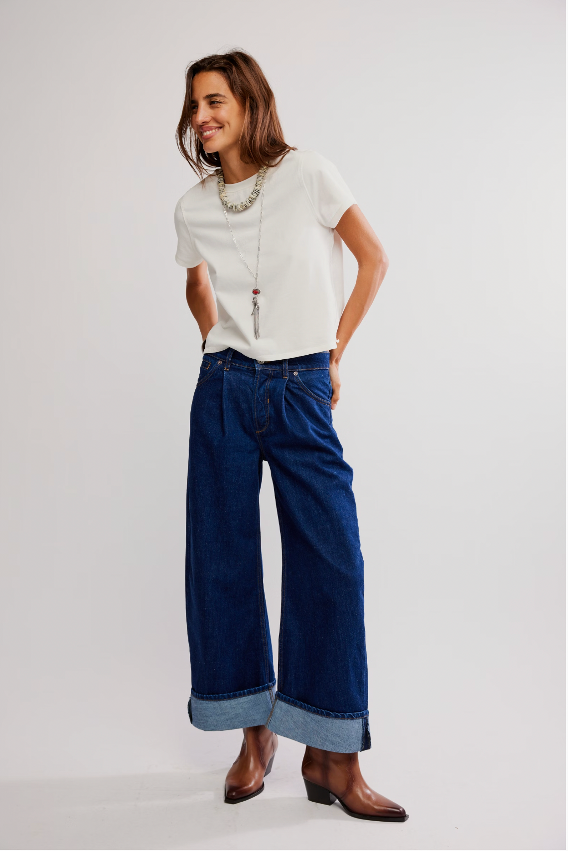 Alia Wide Leg Jean