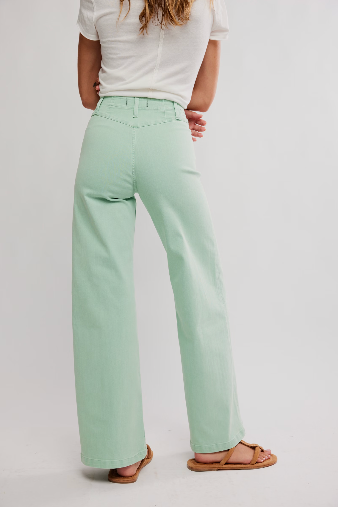 Libre Wide Leg Jeans in Cameo Green