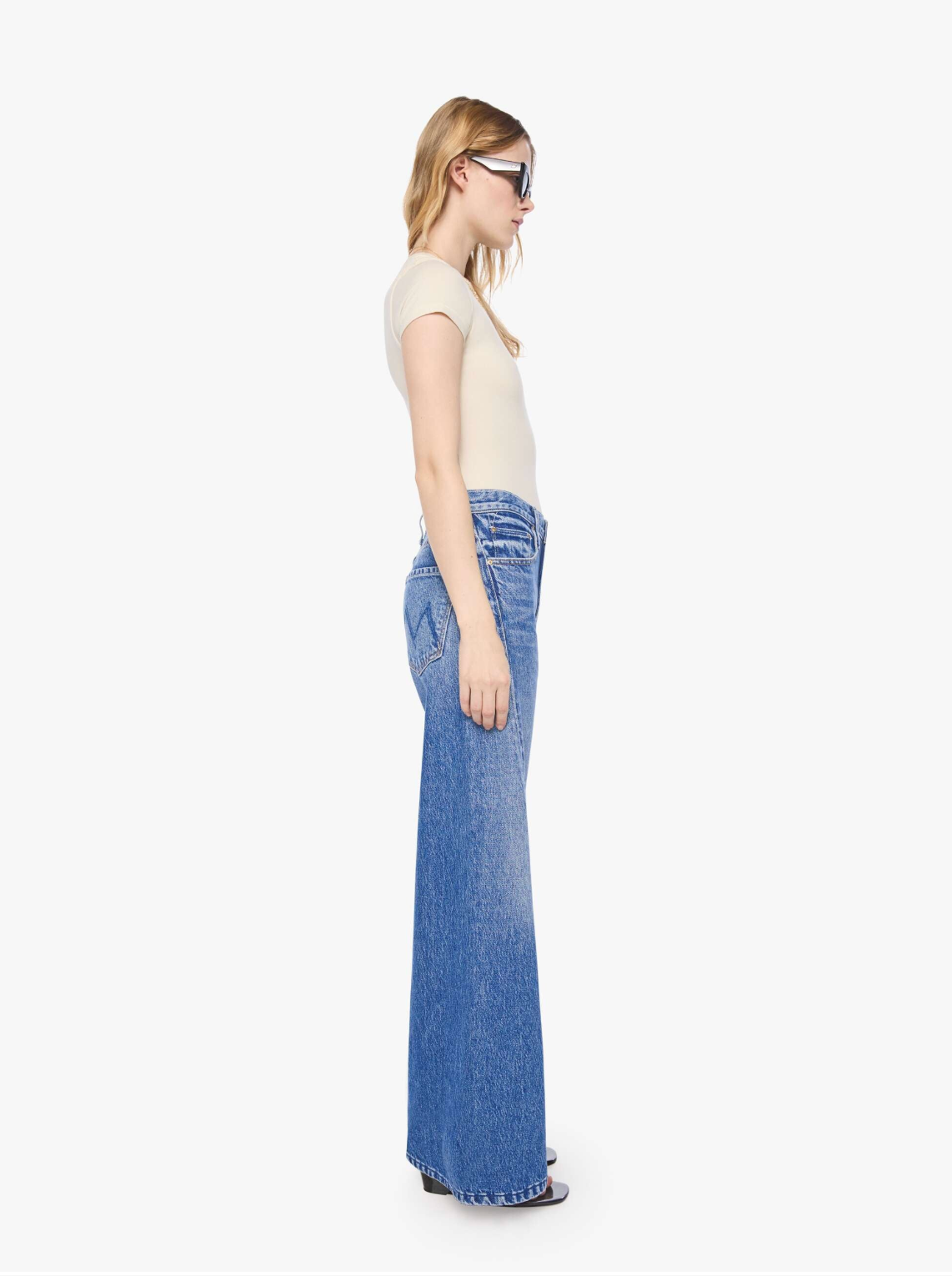 PETITES The Lil Lemon Twist Jean by Mother in Skimp