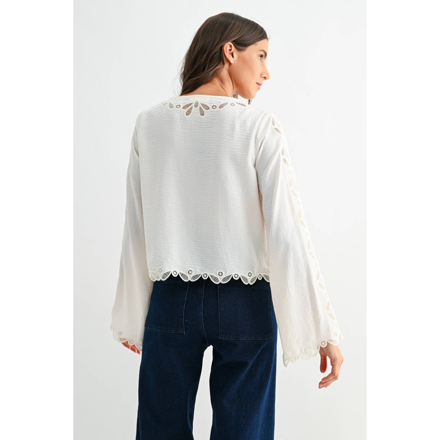 IVORY SCALLOPED EMBROIDERED LACE BUTTON BLOUSE