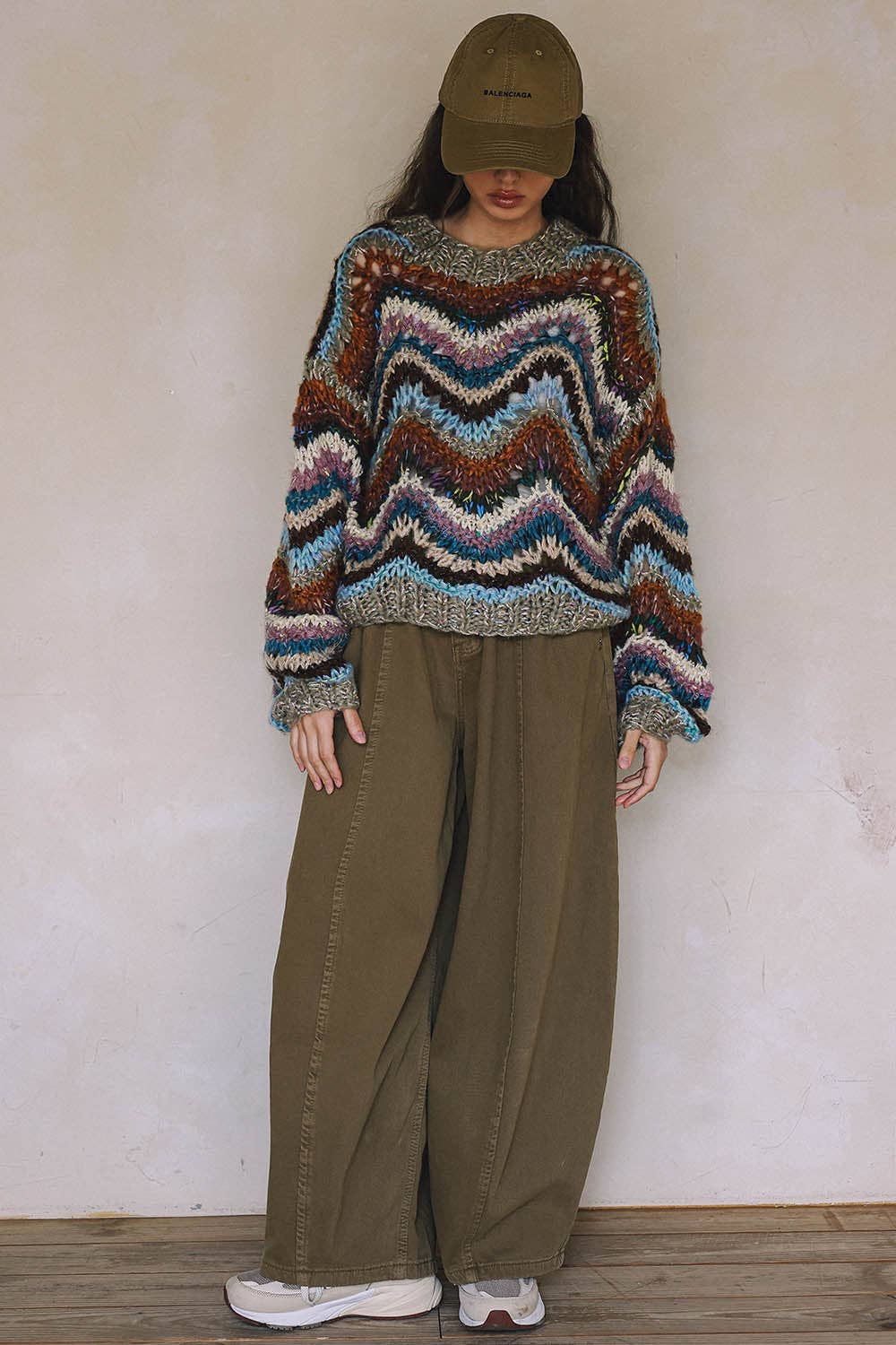LONG SLEEVE CHEVRON KNITTED SWEATER