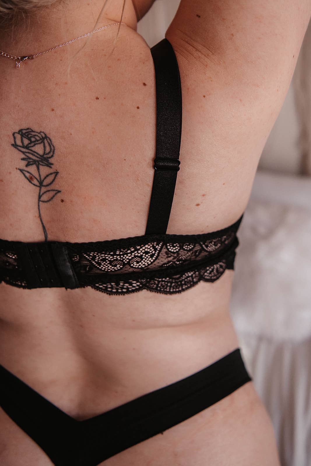 Black Scalloped Lace Bralette