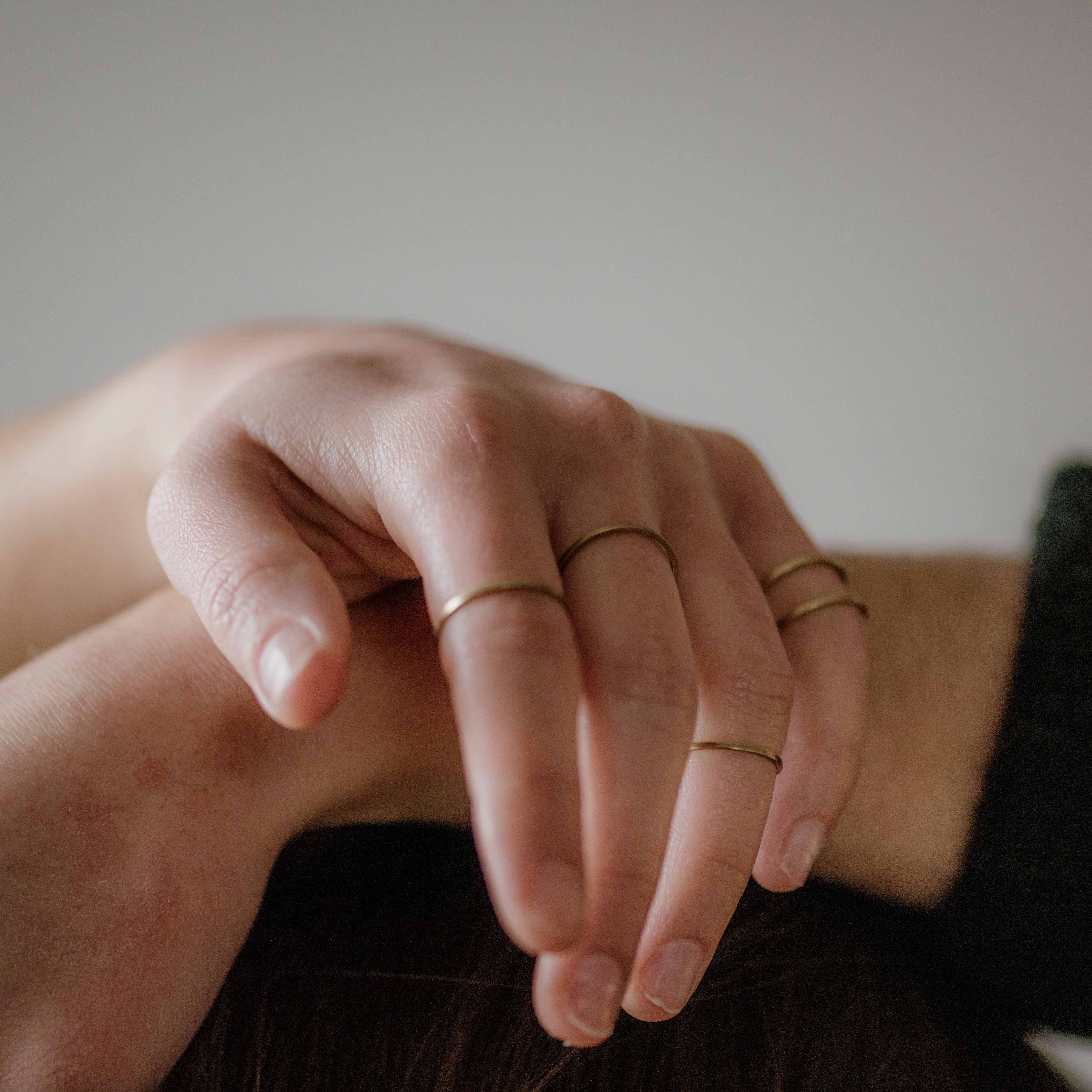 Eclipse Midi Ring