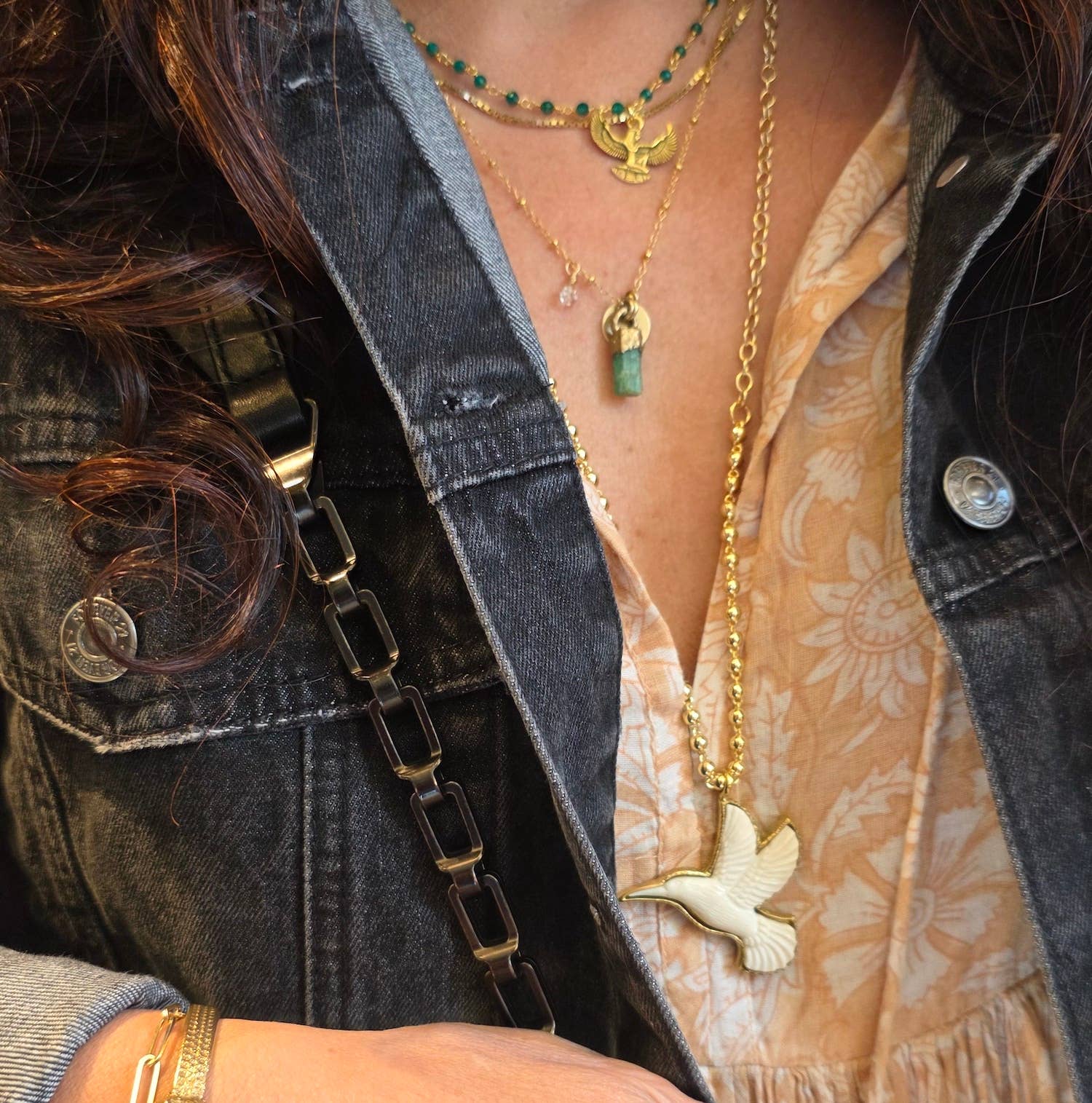 Hummingbird Spirit Animal Necklace - Ebony