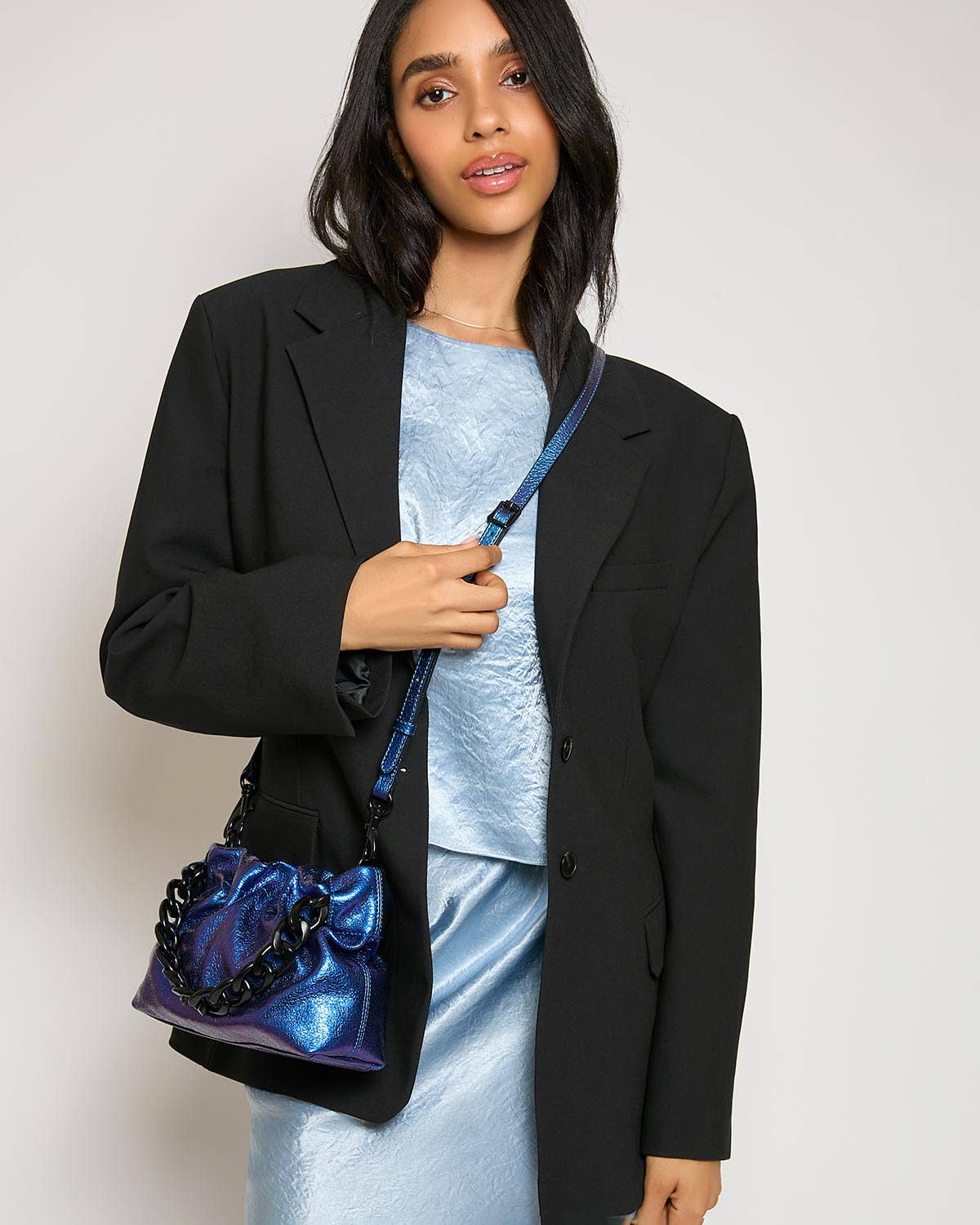 Chain Handheld Crossbody